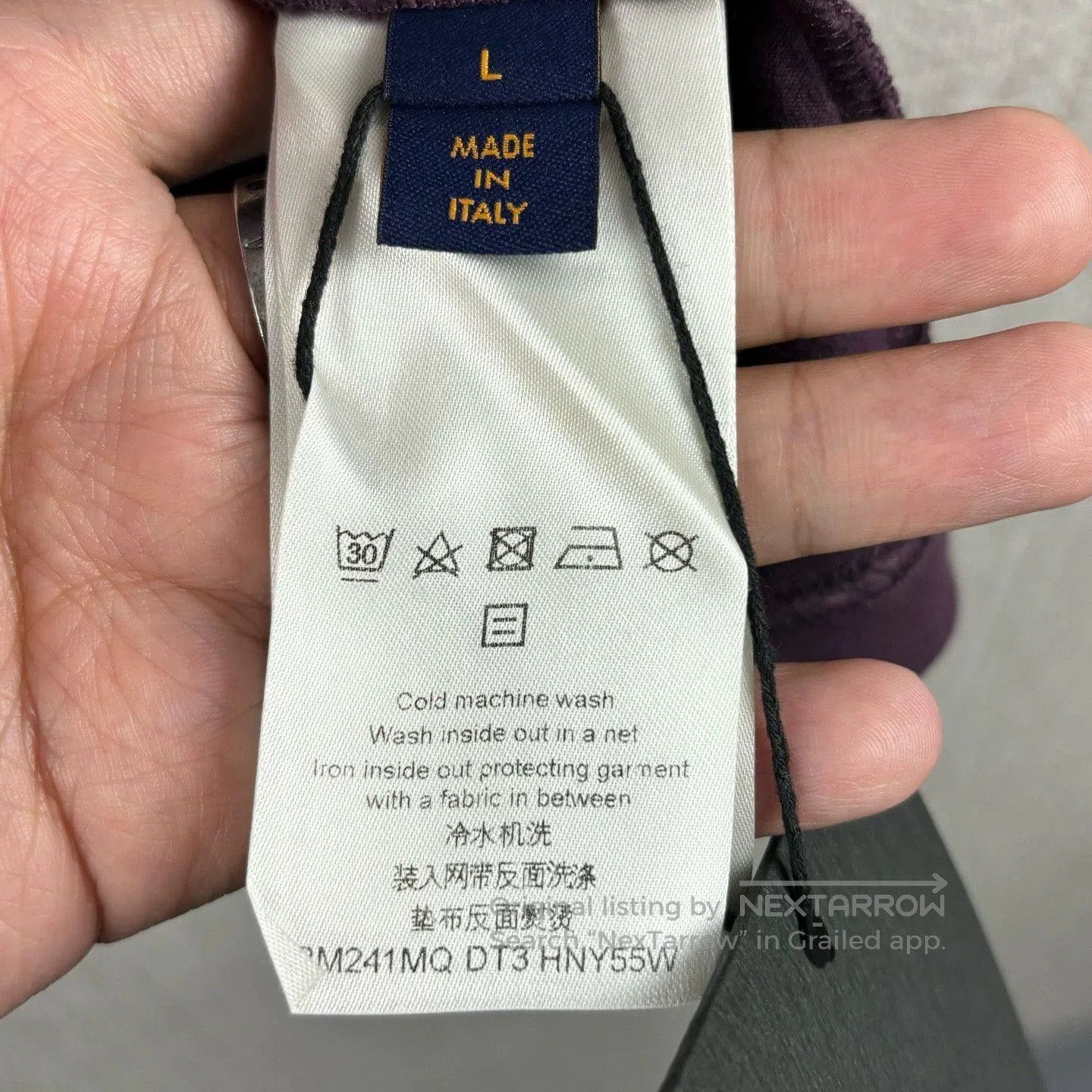 Louis Vuitton Louis Vuitton Solid Embossed Logo Short Sleeve. Size US L / EU 52-54 / 3 - 5 Thumbnail