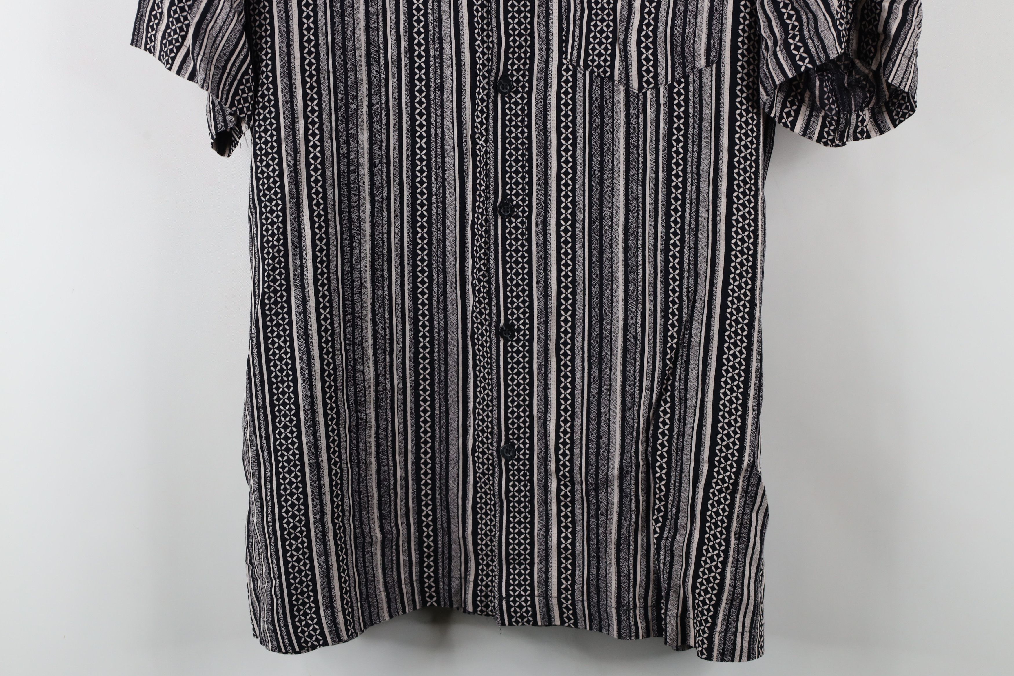 Vintage Vintage 90s Streetwear Striped Short Sleeve Button Shirt Size US L / EU 52-54 / 3 - 3 Thumbnail