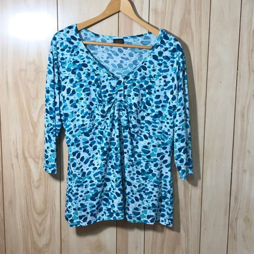 Other Salon Studio Spotted Pleated V-Neck 3/4 Sleeve Blouse LP Size L / US 10 / IT 46 - 1 Thumbnail