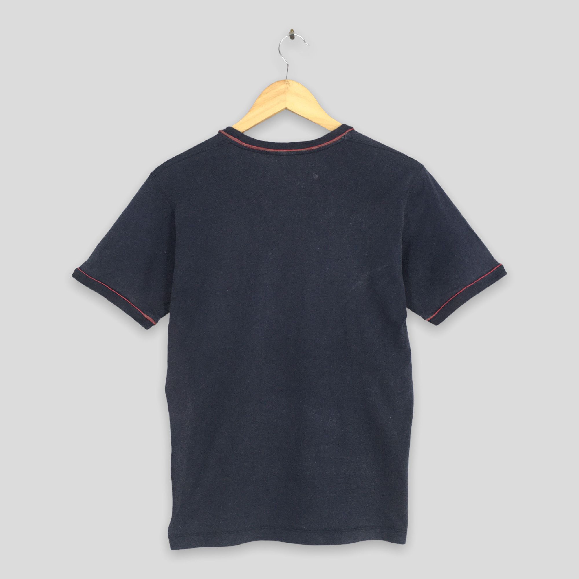 Gucci Vintage Gucci CC Italy Black T shirt Small Size US S / EU 44-46 / 1 - 6 Thumbnail