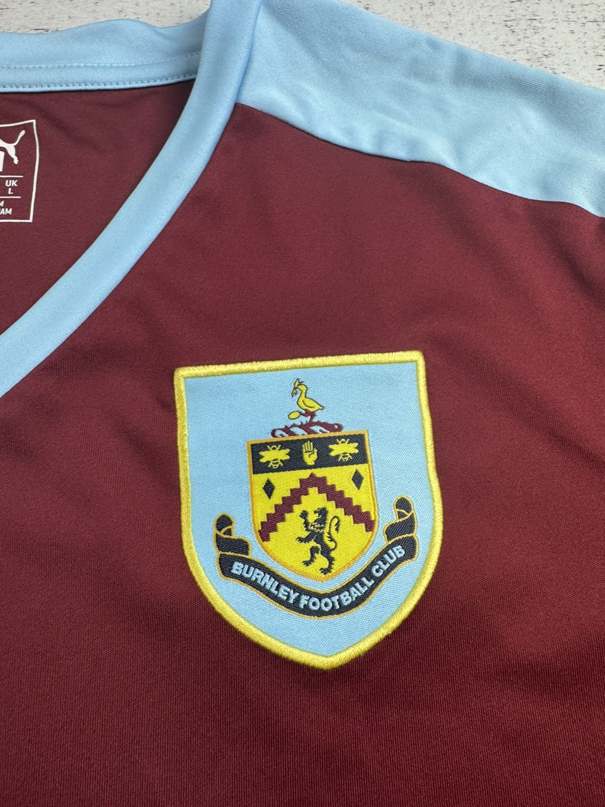 Puma Burnley 2015 2016 Home Men’s Large Size Puma Soccer Football Kit T Shirt Jersey Size US L / EU 52-54 / 3 - 7 Thumbnail