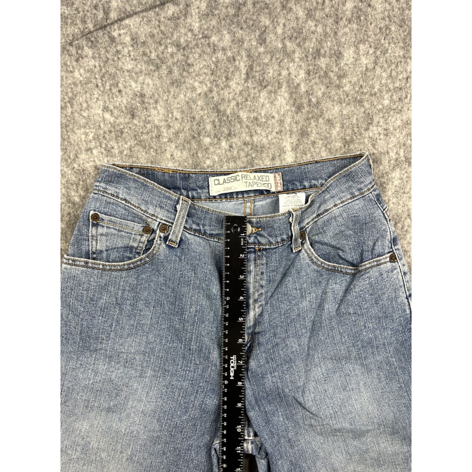 Levi's VINTAGE Levi's Jeans 550 Regular 6M Women's Light Wash 29in Inseam 5-Pocket 90s Tapered Relaxed Denim Blue Size 28" / US 6 / IT 42 - 4 Thumbnail