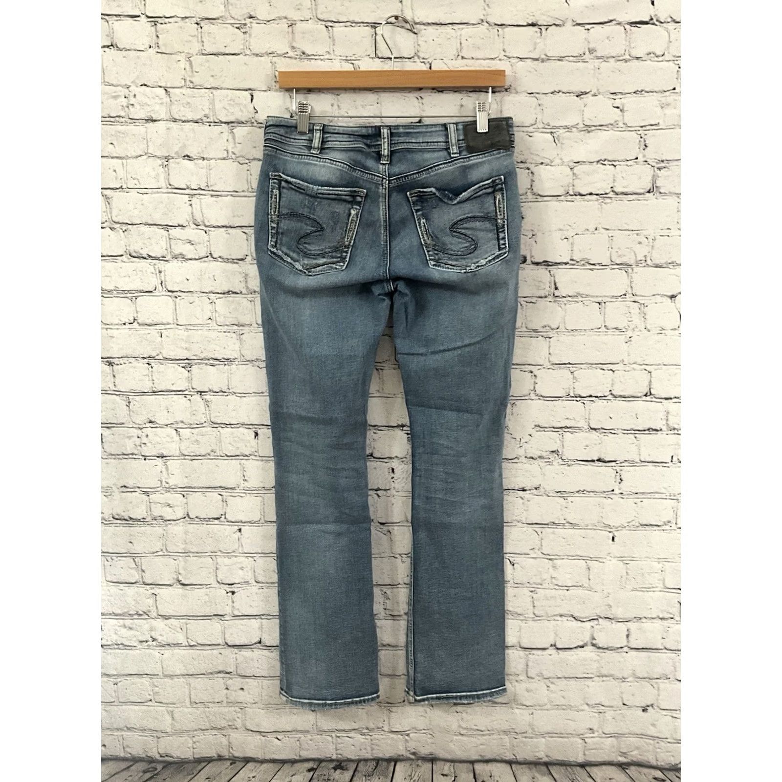 Silver Jeans Co. VINTAGE? No — Silver Jeans Womens Slim Bootcut Denim 30x31 Suki Mid Blue 5-Pocket Logo Jeans Size 30" / US 8 / IT 44 - 3 Thumbnail