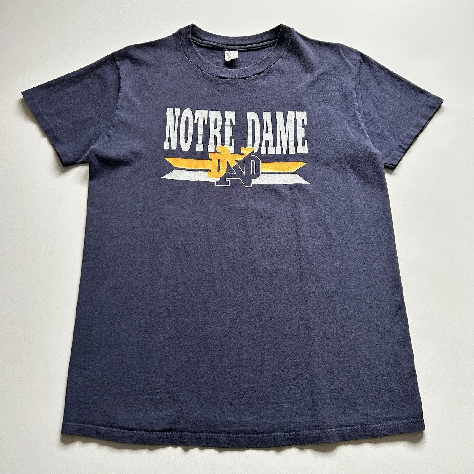 Champion Vintage 80s Notre Dame Shirt Champion Shirt XL NCAA College Size US XL / EU 56 / 4 - 1 Thumbnail