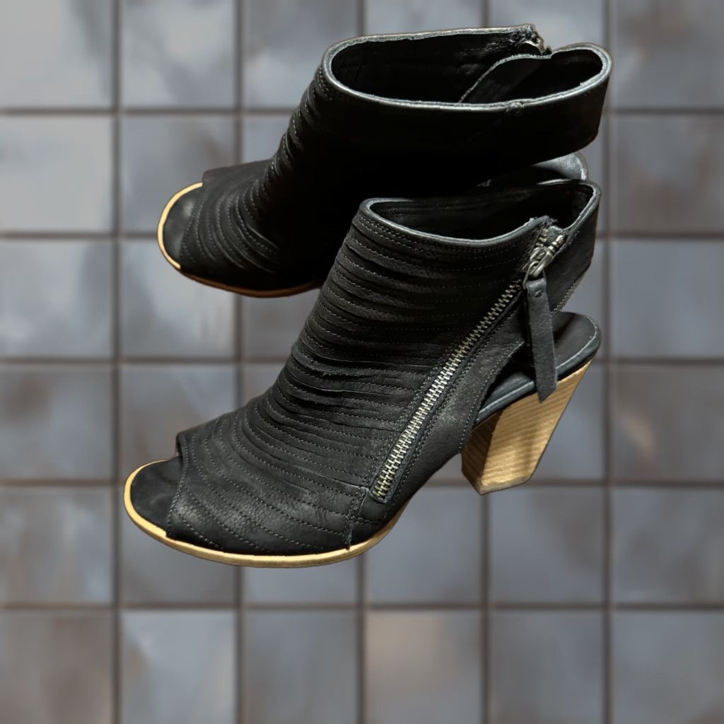 Vintage Paul Green Cayenne Black Leather Open Toe Bootie Sandal Womens Size 5.5 High Heel Shoes