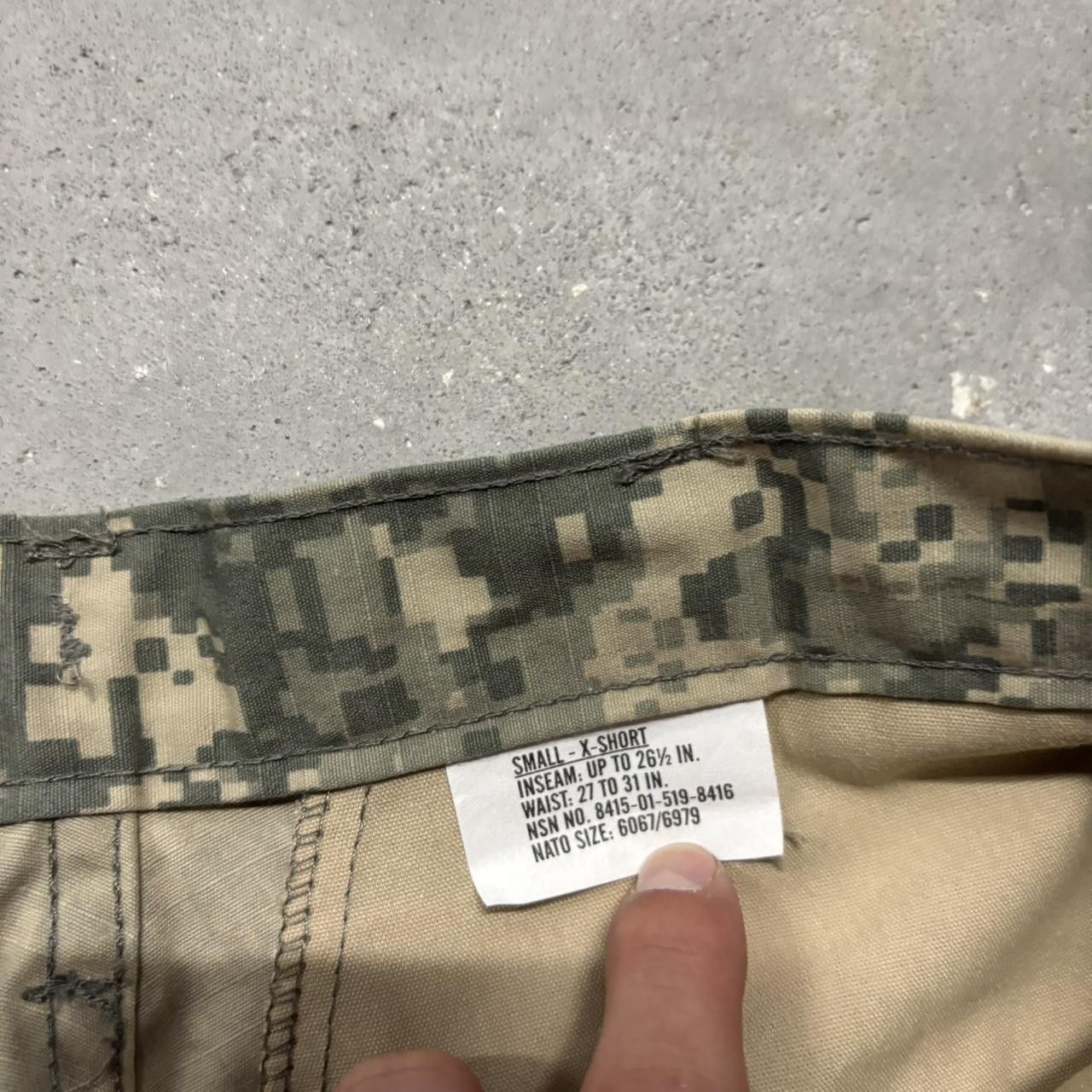 Japanese Brand × Vintage Crazy Vintage Y2K/2000s Military Camo Streetwear Skater Cargo Pants! Size US 30 / EU 46 - 7 Thumbnail