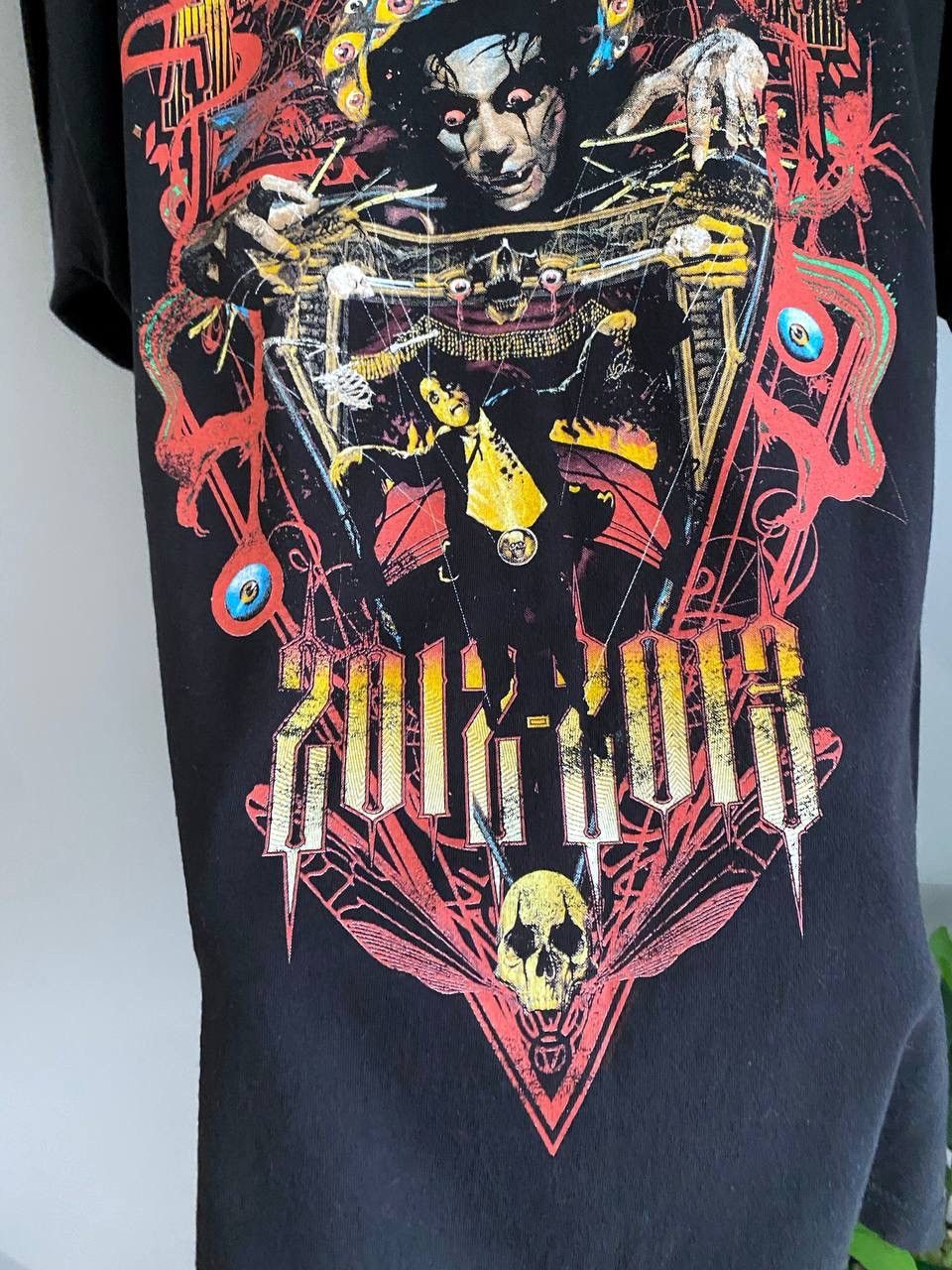 Band Tees × Fruit Of The Loom Alice Cooper “Raise The Dead Tour” Rock Band T-Shirt, XL Size US XL / EU 56 / 4 - 4 Thumbnail