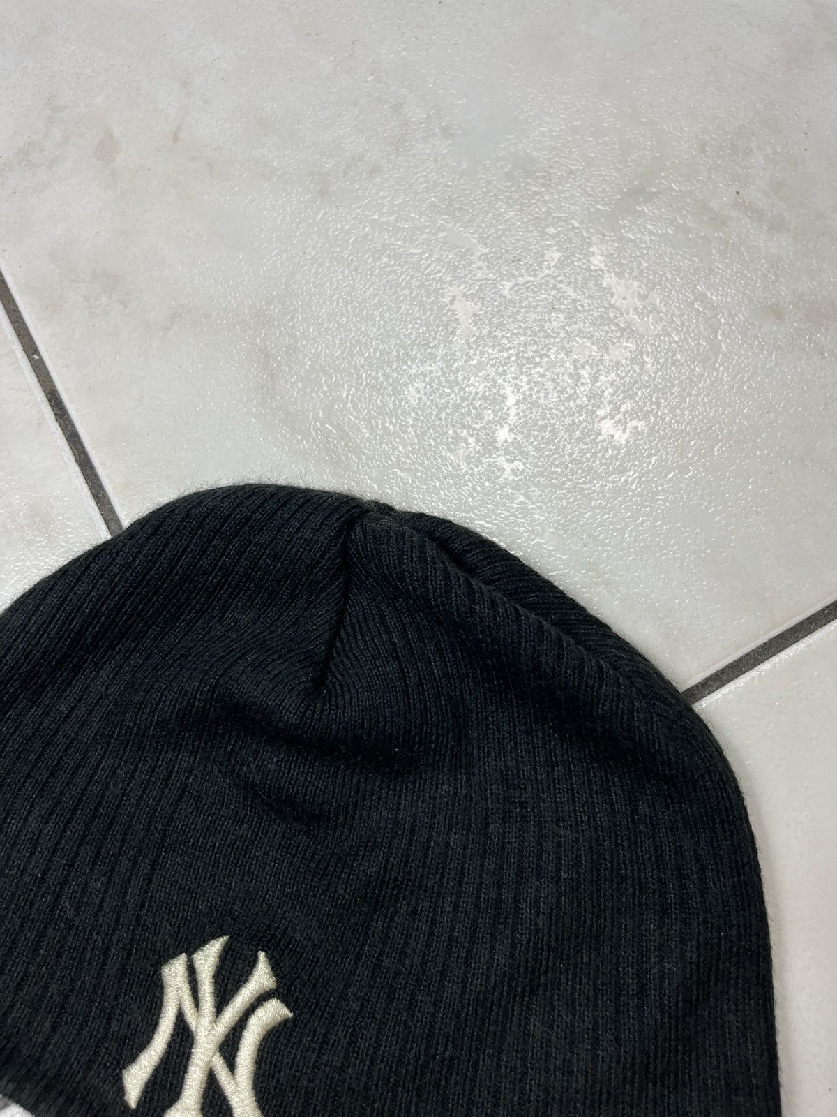 Adidas × New York Yankees × Vintage Vintage Adidas New York Yankees nyc beanie hat knit y2k logo Size ONE SIZE - 3 Thumbnail