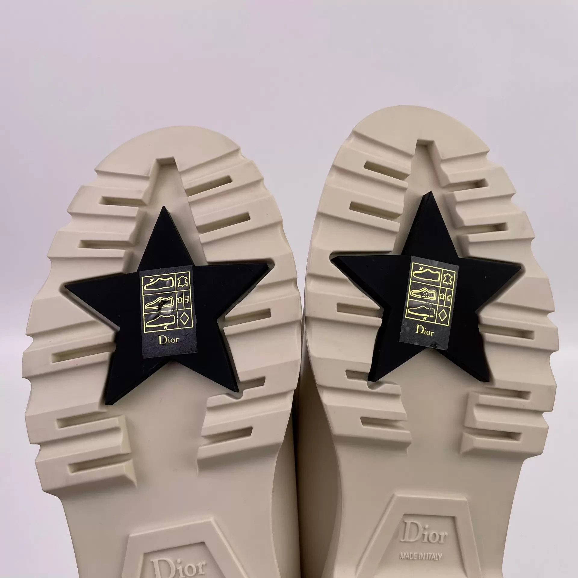 Dior Dior Gold Logo Fleece-Lined Loafer Women’s 36 Size US 5.5 / IT 35.5 - 5 Thumbnail