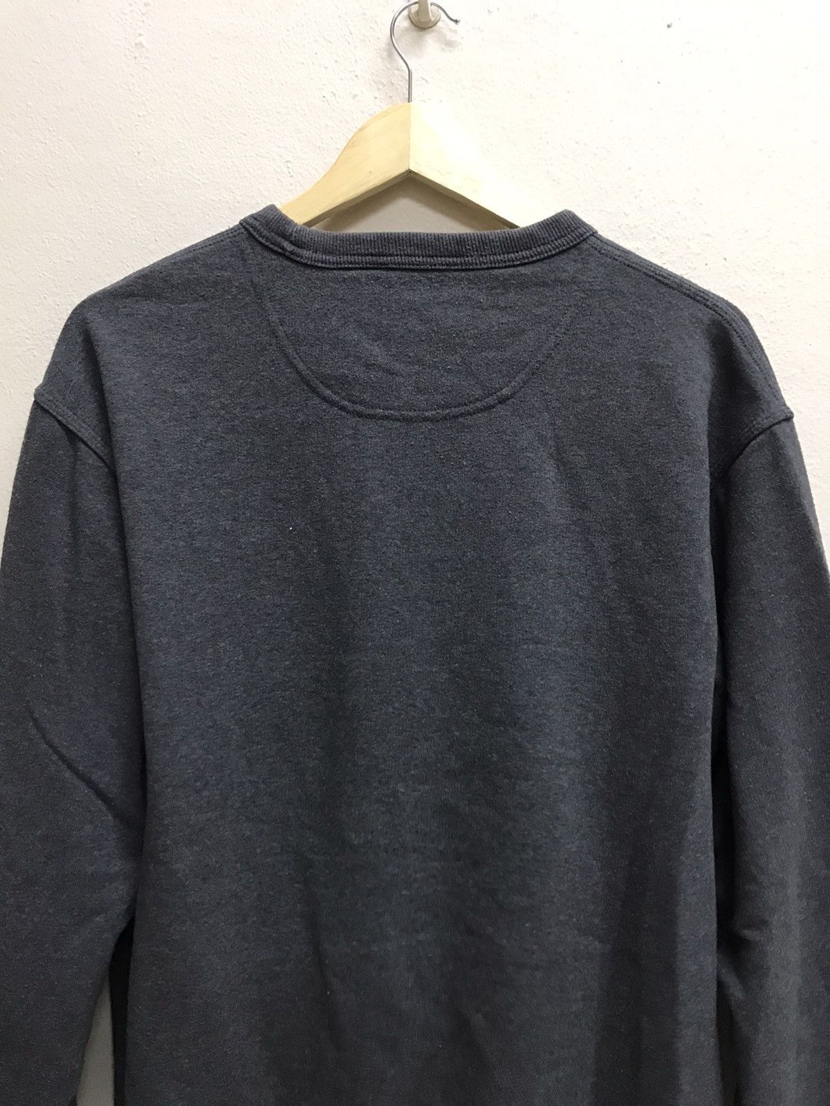 Champion CHAMPION AUTHENTIC ATHLETICWEAR SMALL LOGO SWEATSHIRT Size US M / EU 48-50 / 2 - 8 Thumbnail
