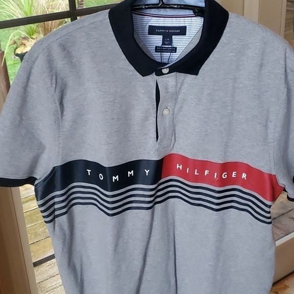Tommy Hilfiger Tommy Hilfiger Fall Basics Short Sleeve Sz. L Polo Shirt Size US L / EU 52-54 / 3 - 2 Thumbnail