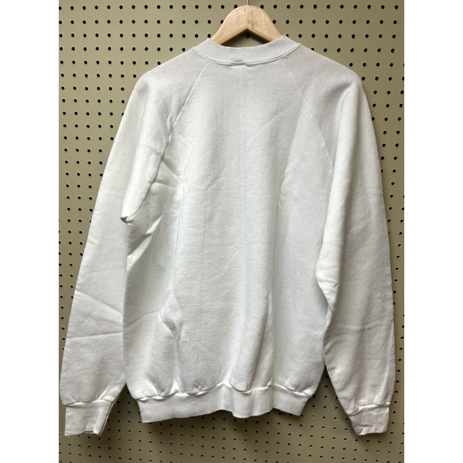 Fruit Of The Loom VINTAGE Branson Missouri White Long Sleeve Sweatshirt Music Crew Neck 2XL Men Pullover Cotton Blend Fruit of the Loom Shirt Size US XXL / EU 58 / 5 - 7 Thumbnail
