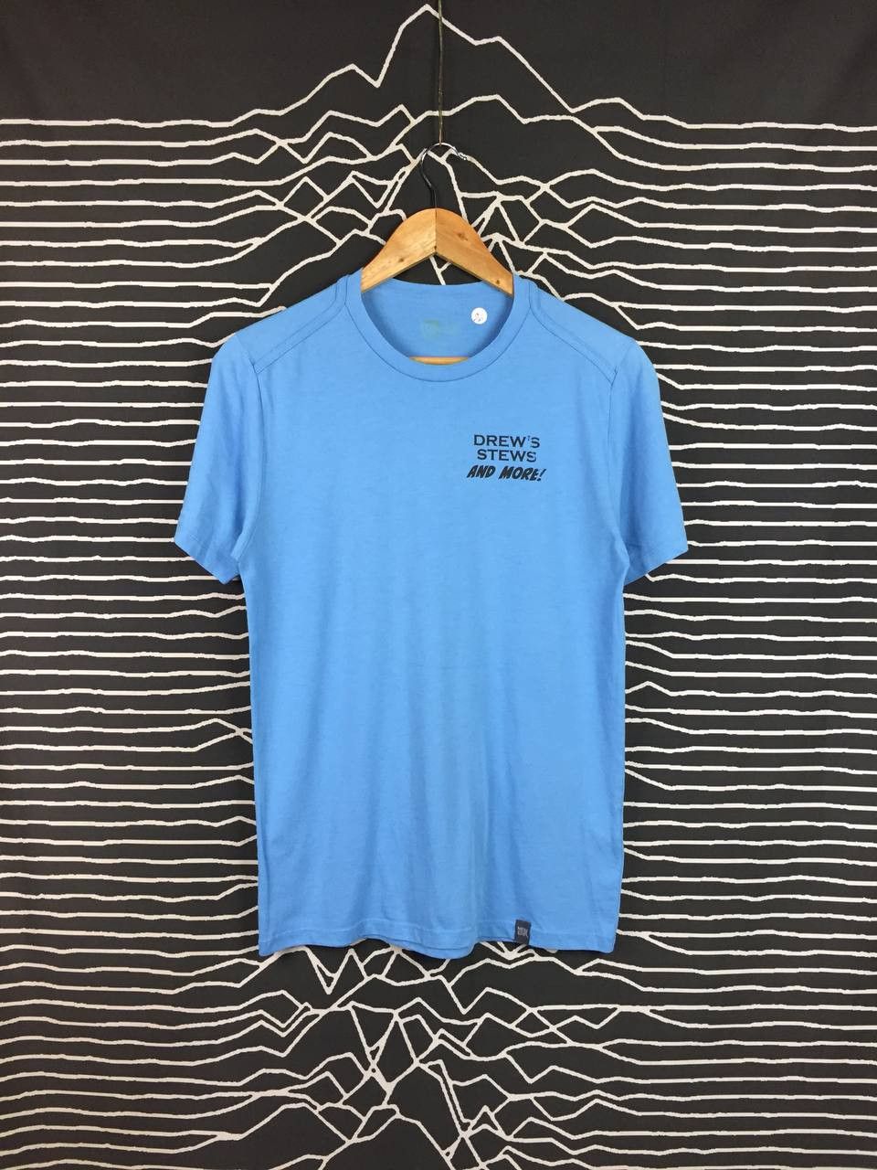 New Era × Vintage New Era Drew's Stews And More! Tee Size S Size US S / EU 44-46 / 1 - 1 Thumbnail