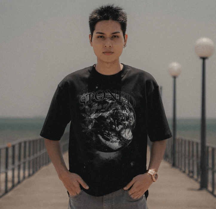 Void : World Tee Black