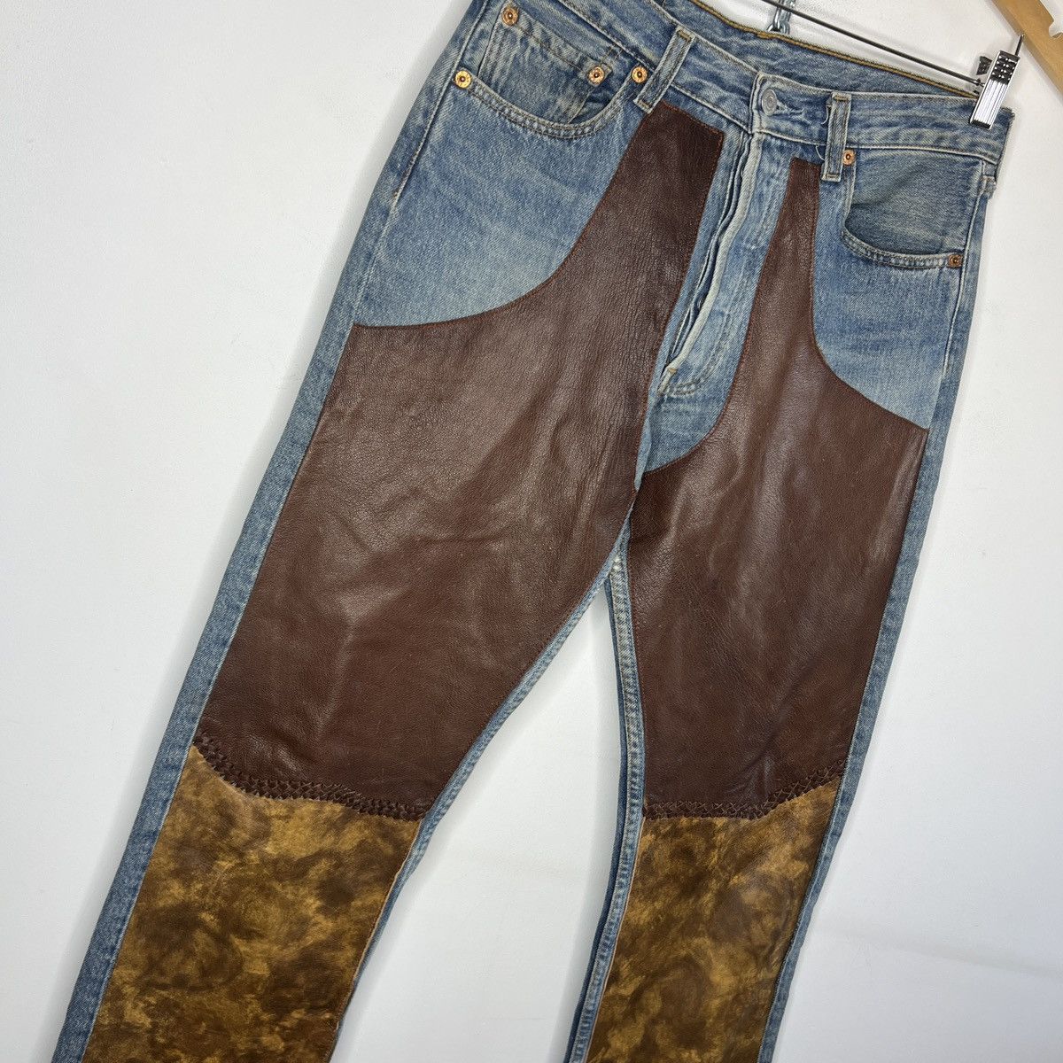 Levi's × Vintage Levi's 550 Vintage 90's Custom Made Leather Inserts Jeans Size US 30 / EU 46 - 3 Thumbnail