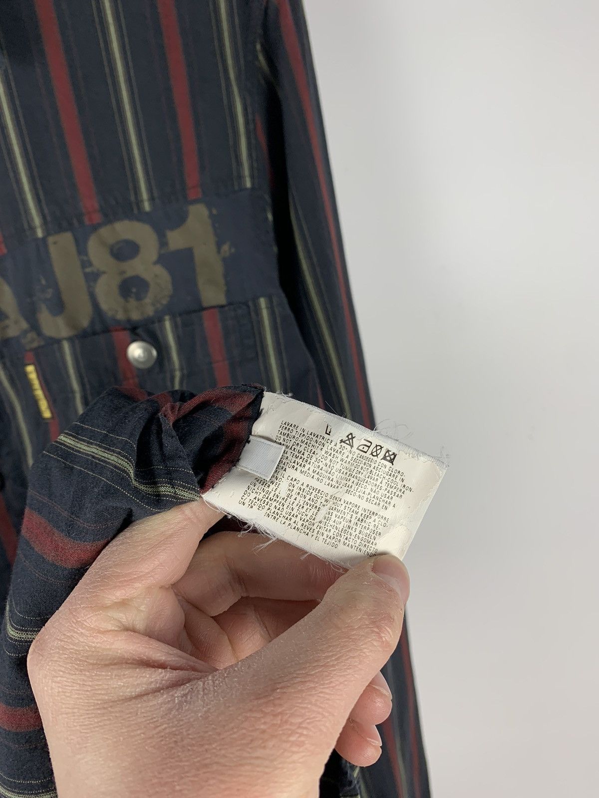 Armani Vintage Armani Jeans Striped Shirt Mens Avant-Garde Top Y2K Size US L / EU 52-54 / 3 - 11 Thumbnail