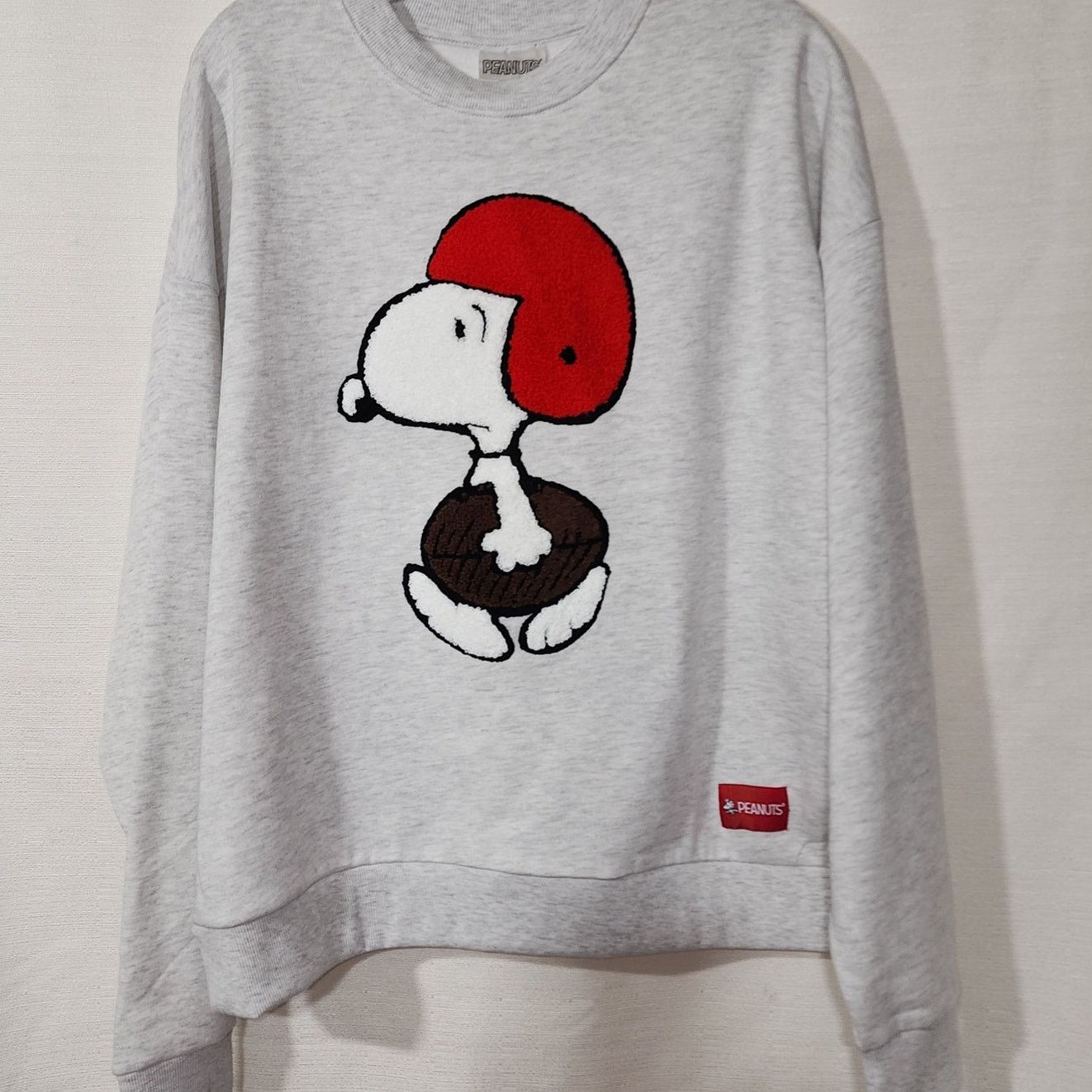Peanuts Snoopy Football player Sweatshirt women's medium Size M / US 6-8 / IT 42-44 - 6 Thumbnail