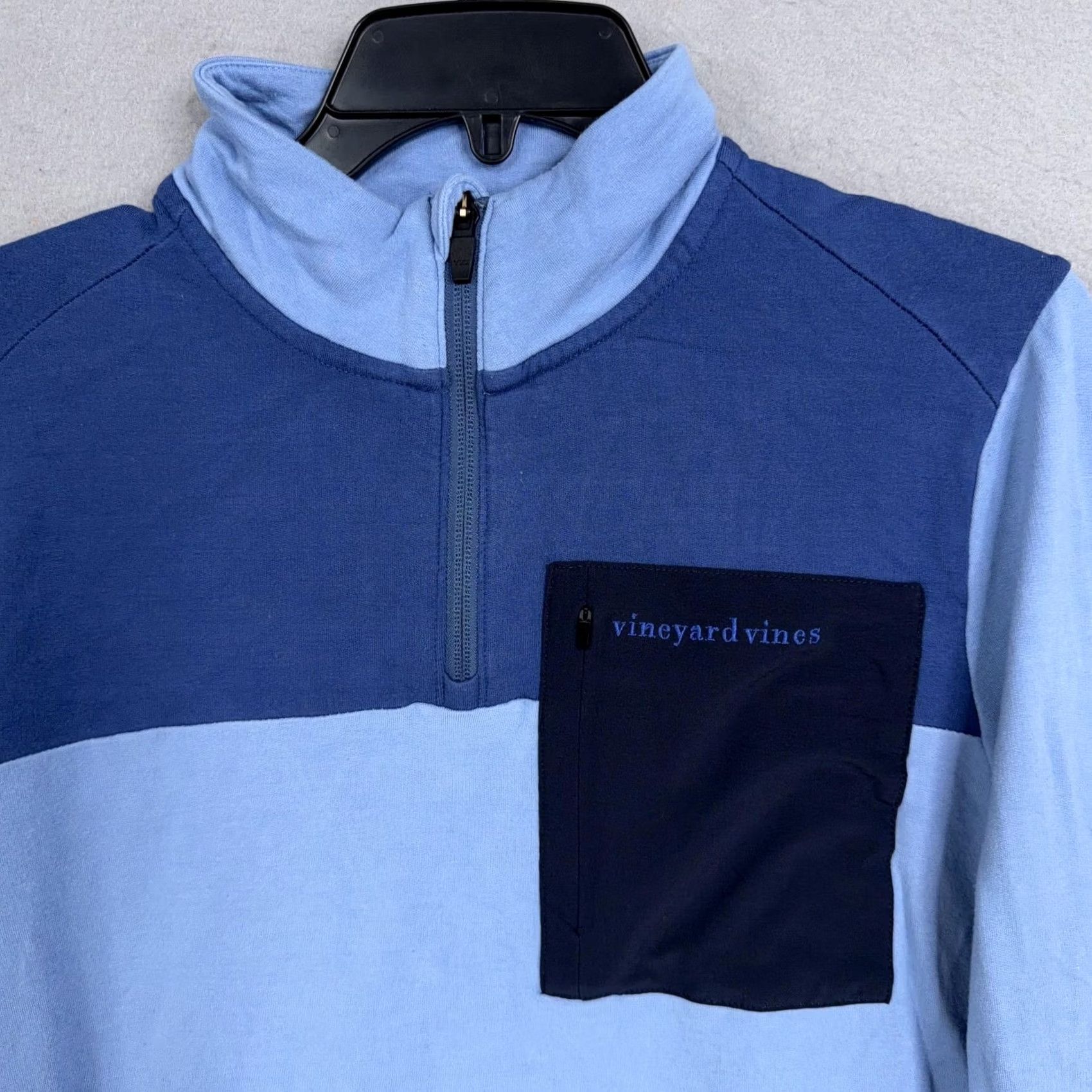 Vineyard Vines VINEYARD VINES Sweatshirt Mens Medium Blue 1/4 Zip Mock Neck Pocket Stretch Logo Zipper Pullover Long Sleeve Regular Men’s SS202 Size US M / EU 48-50 / 2 - 2 Thumbnail