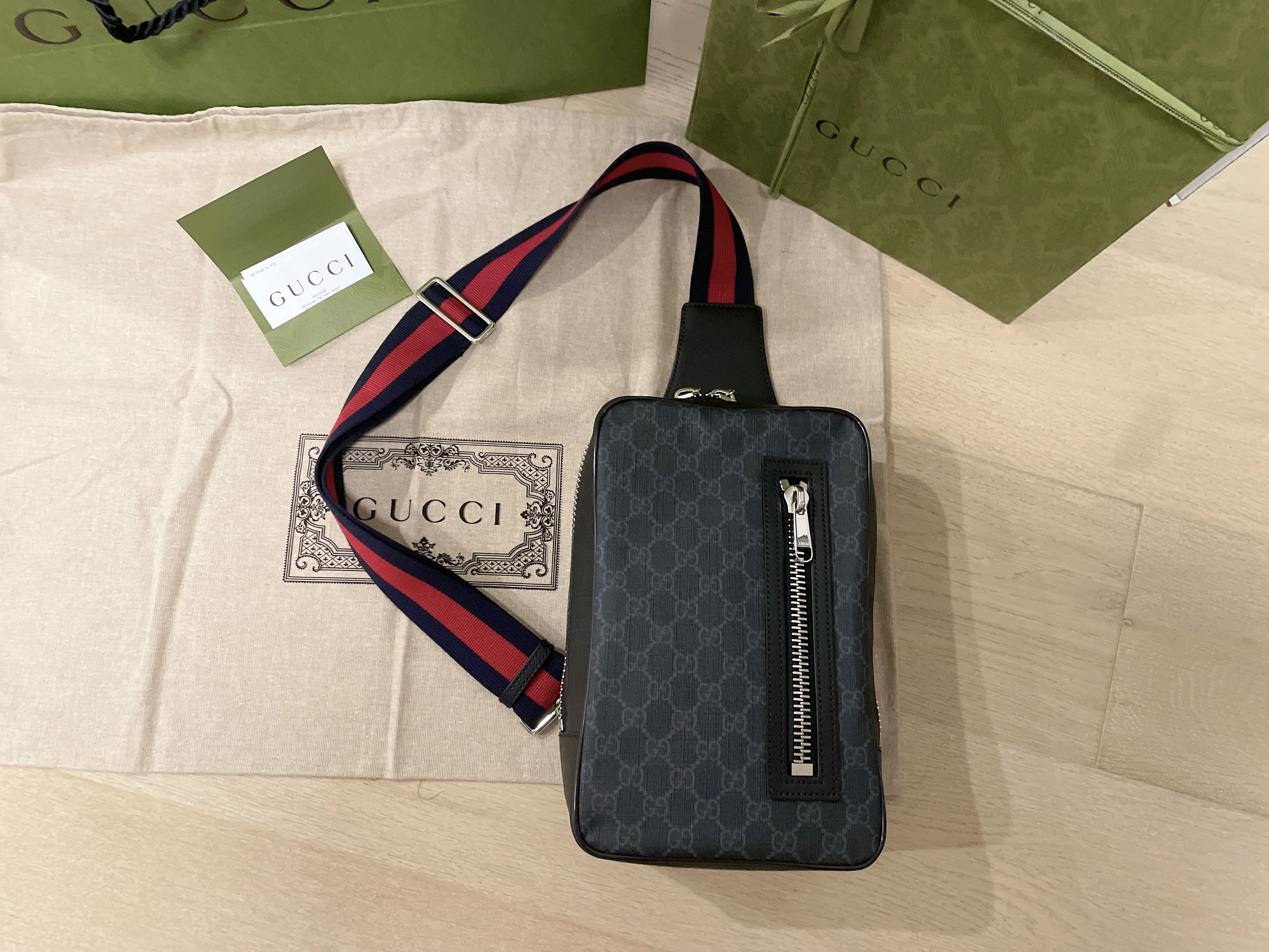 Gucci Gucci Black Sling Backpack *Authentic* Size ONE SIZE - 1 Thumbnail