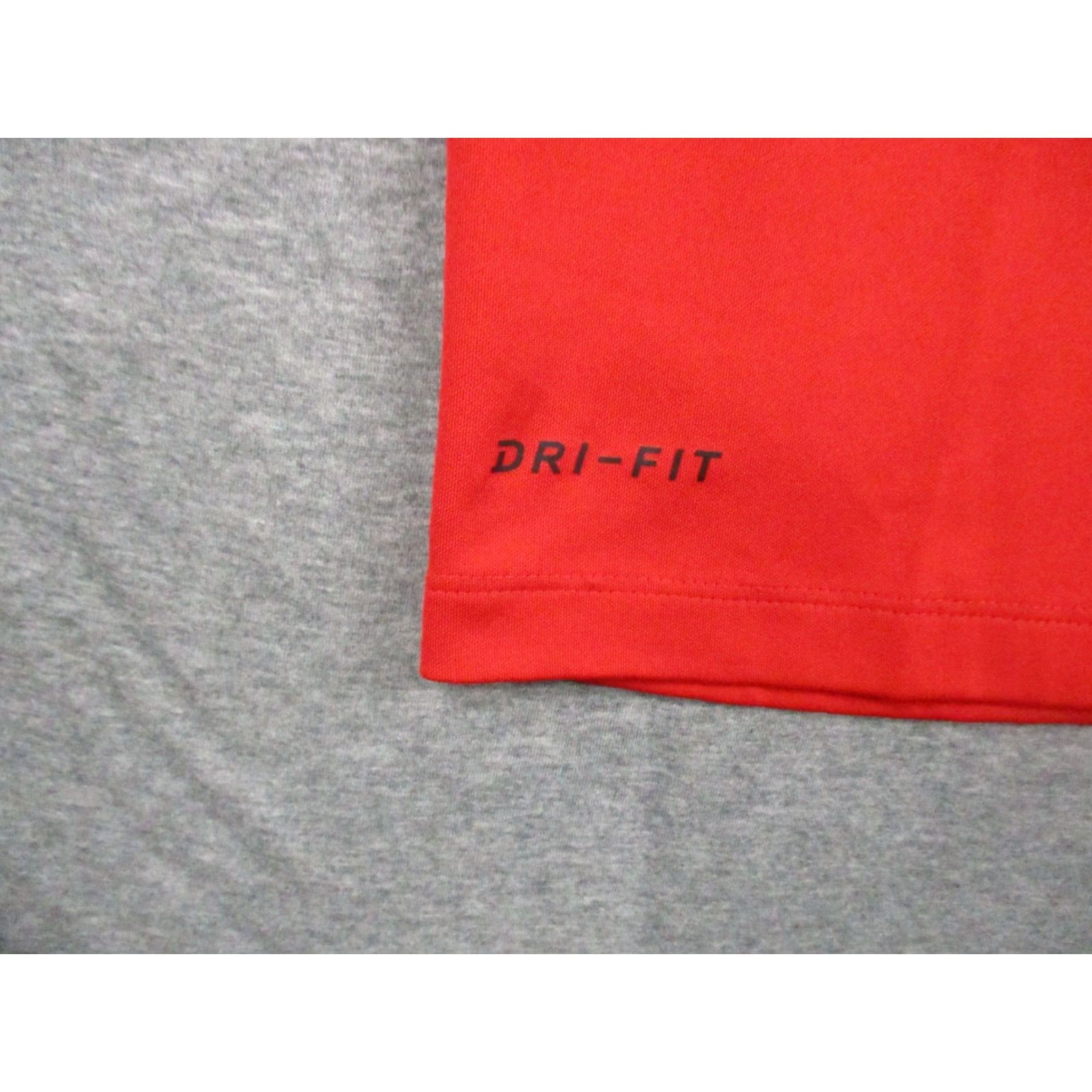 Nike Nike Golf Polo Shirt L Men’s Red Black Swoosh Dri Fit Shirt Short Sleeve Adult Regular Knit 100% Polyester Embroidered Logo Nike Golf Brand Size US L / EU 52-54 / 3 - 6 Thumbnail