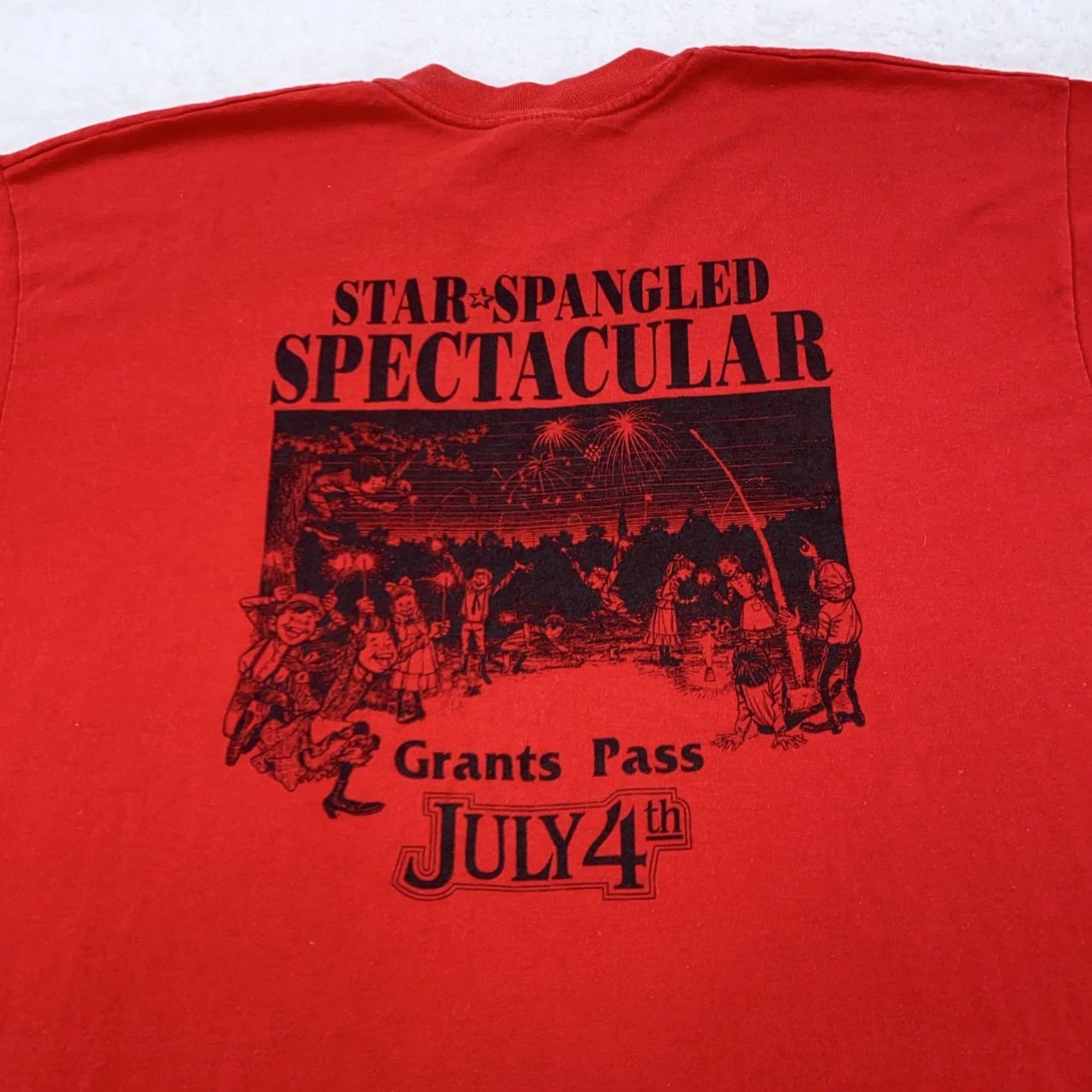 Vintage VINTAGE Star Spangled Spectacular Grants Pass Oregon Shirt Mens L Red 90s July 4th Graphic Print T-Shirt Size US L / EU 52-54 / 3 - 2 Thumbnail