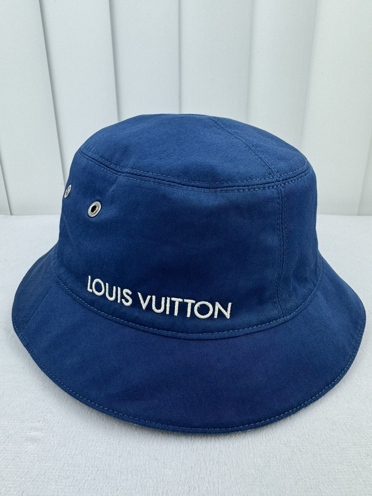 Louis Vuitton Louis Vuitton Monogram Denim Bucket Hat Reversible Size ONE SIZE - 5 Thumbnail