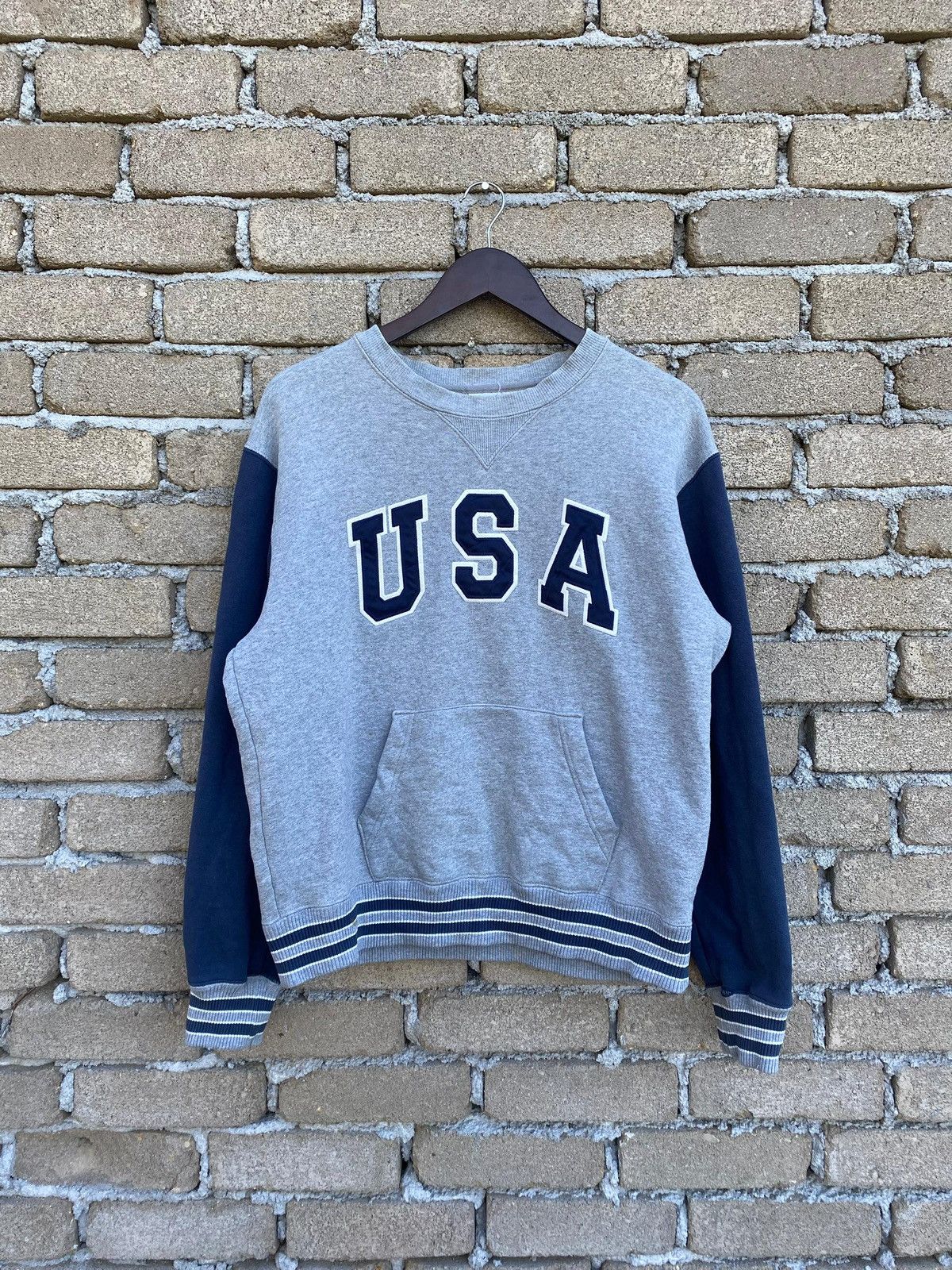Champion Vintage Champion USA Spellout Crewneck Sweatshirt Size US L / EU 52-54 / 3 - 4 Thumbnail