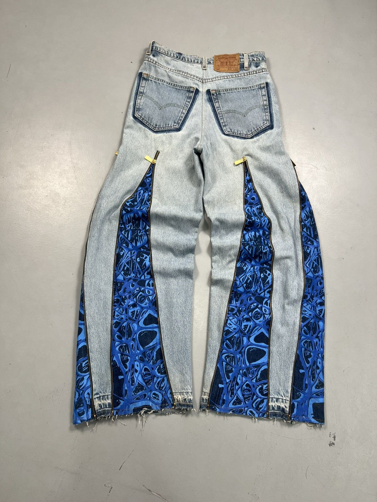 Levi's Crazy 10f1 reworked chain bottom zip up printed denim Size US 30 / EU 46 - 4 Thumbnail