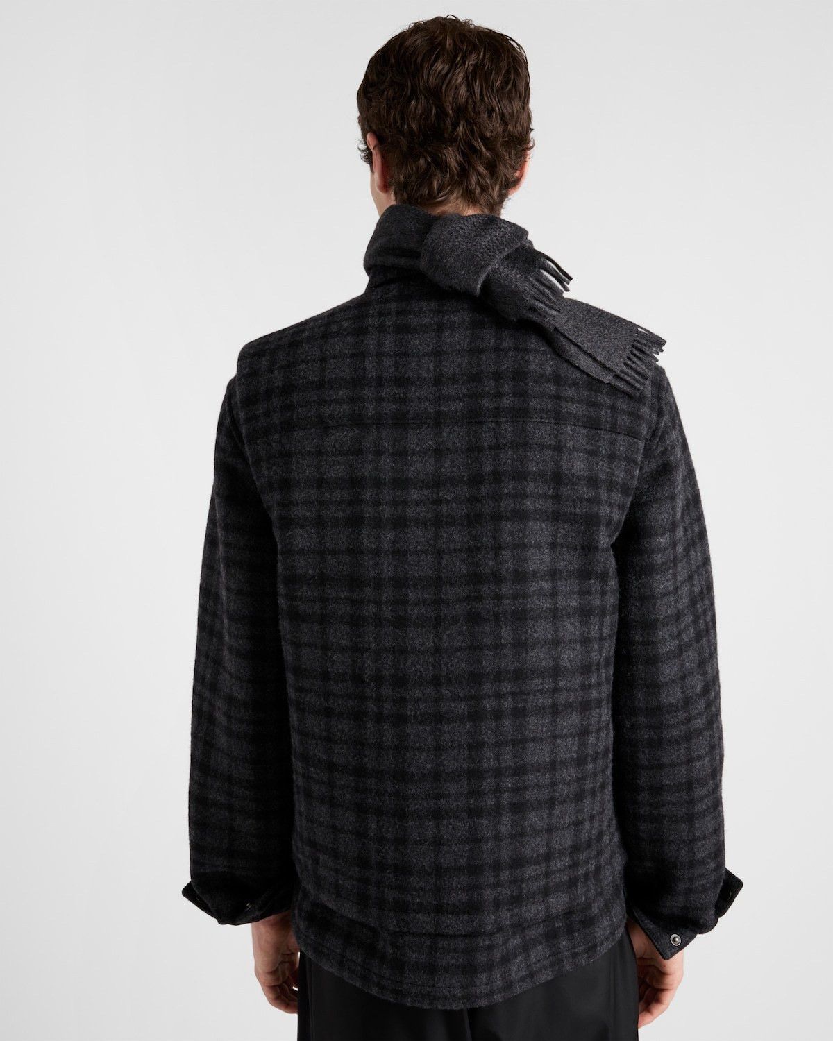 Prada o1bcso1str1025 Vest in Black Size US S / EU 44-46 / 1 - 5 Thumbnail