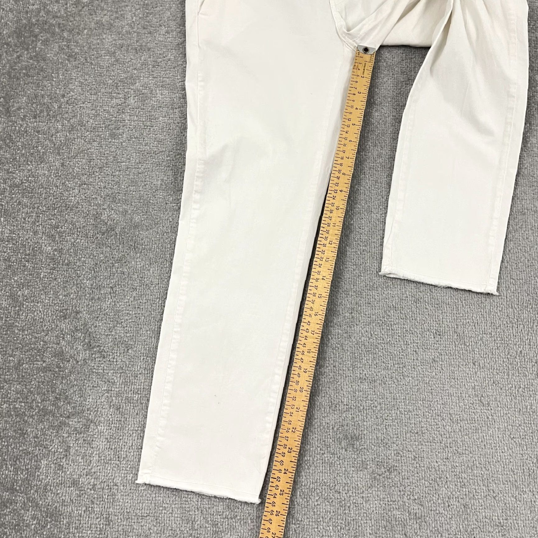 Nili Lotan Nili Lotan Pants Womens Sz 4 30 x 26 White Tapered Raw Hem Mid Rise Minimalist Size 27" / US 4 / IT 40 - 5 Thumbnail
