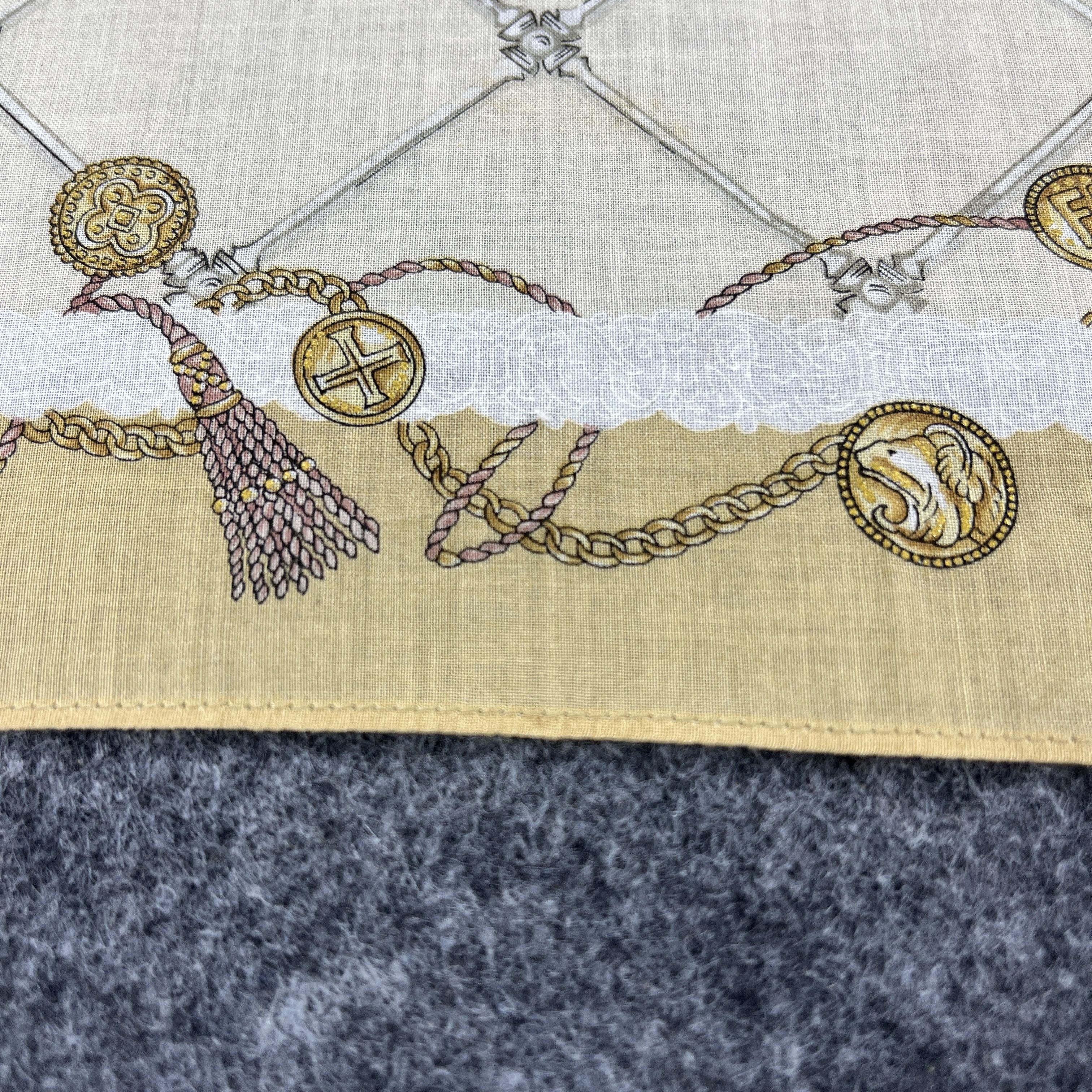 Vintage Vintage Fendi Handkerchief / Bandana / Neckerchief B814 Size ONE SIZE - 7 Thumbnail