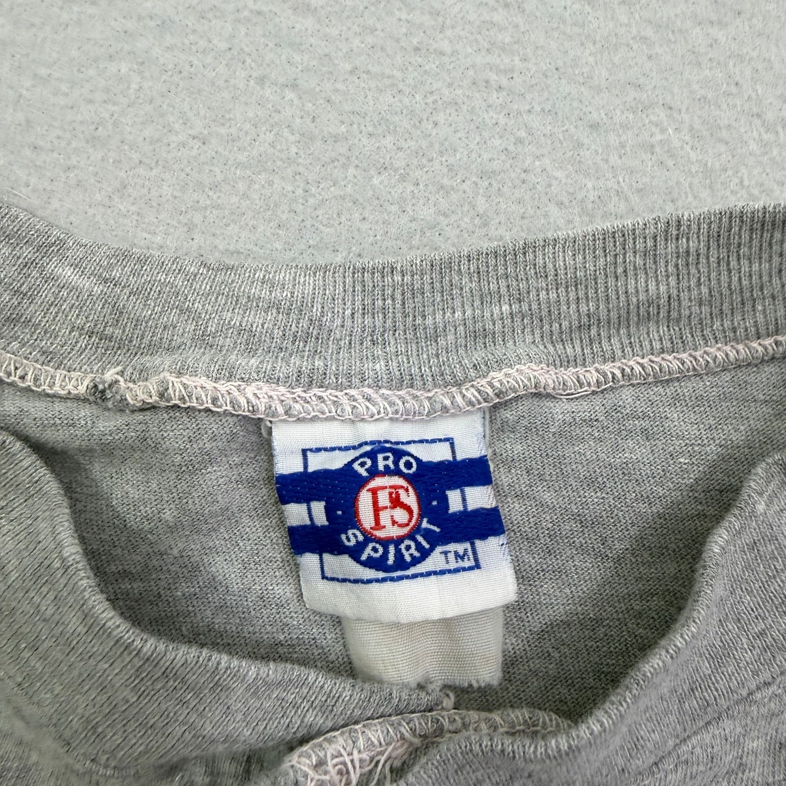 Vintage Vintage University of Michigan Wolverines Bugs Bunny Henley Size US XL / EU 56 / 4 - 6 Thumbnail