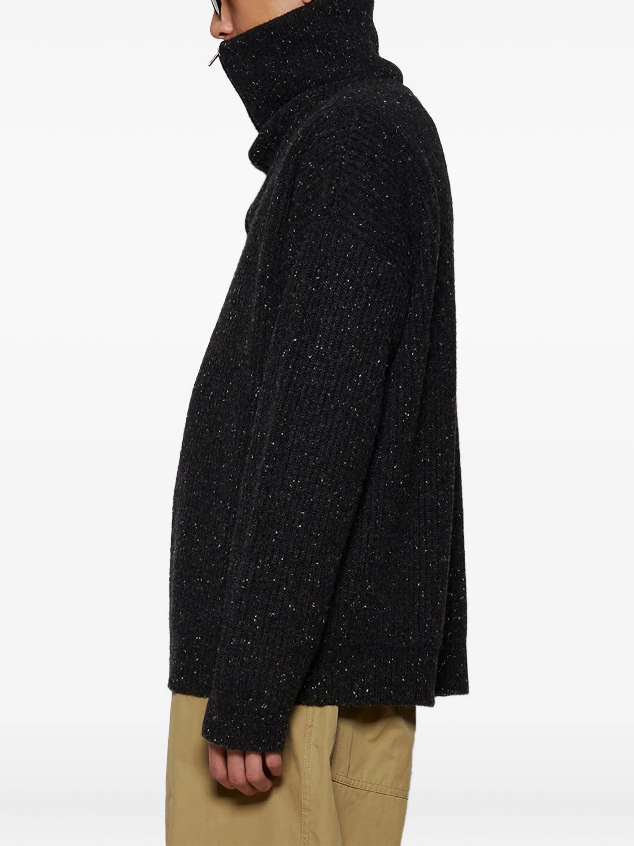 Maison Margiela o1w1db10226 Zip-neck Textured Knit Sweater in Dark Grey Size US XL / EU 56 / 4 - 4 Thumbnail
