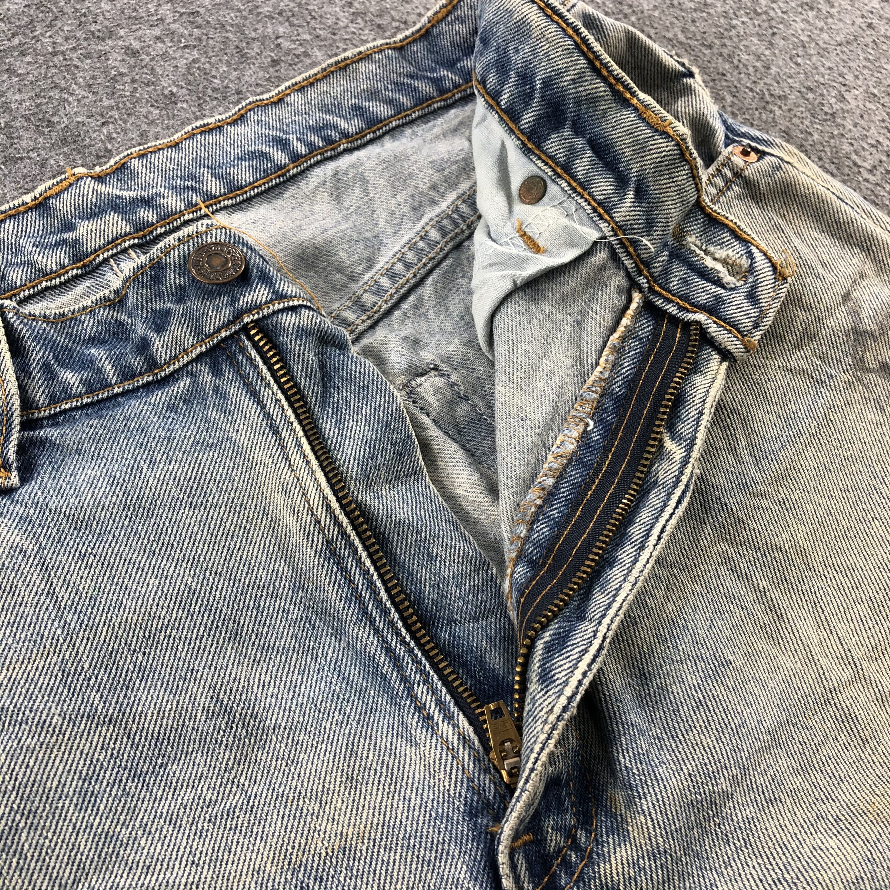 Levi's Rusty Washed Levis 505 Jeans Vintage Distressed Denim-J971 Size US 33 - 9 Thumbnail