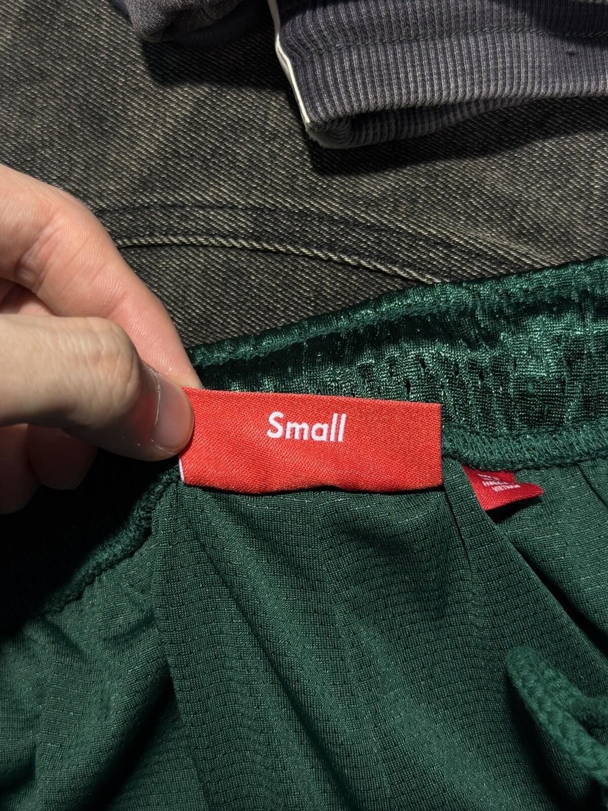 Supreme Supreme Small Box Baggy Mesh Shorts Size Small Green New Size US 30 / EU 46 - 12 Thumbnail