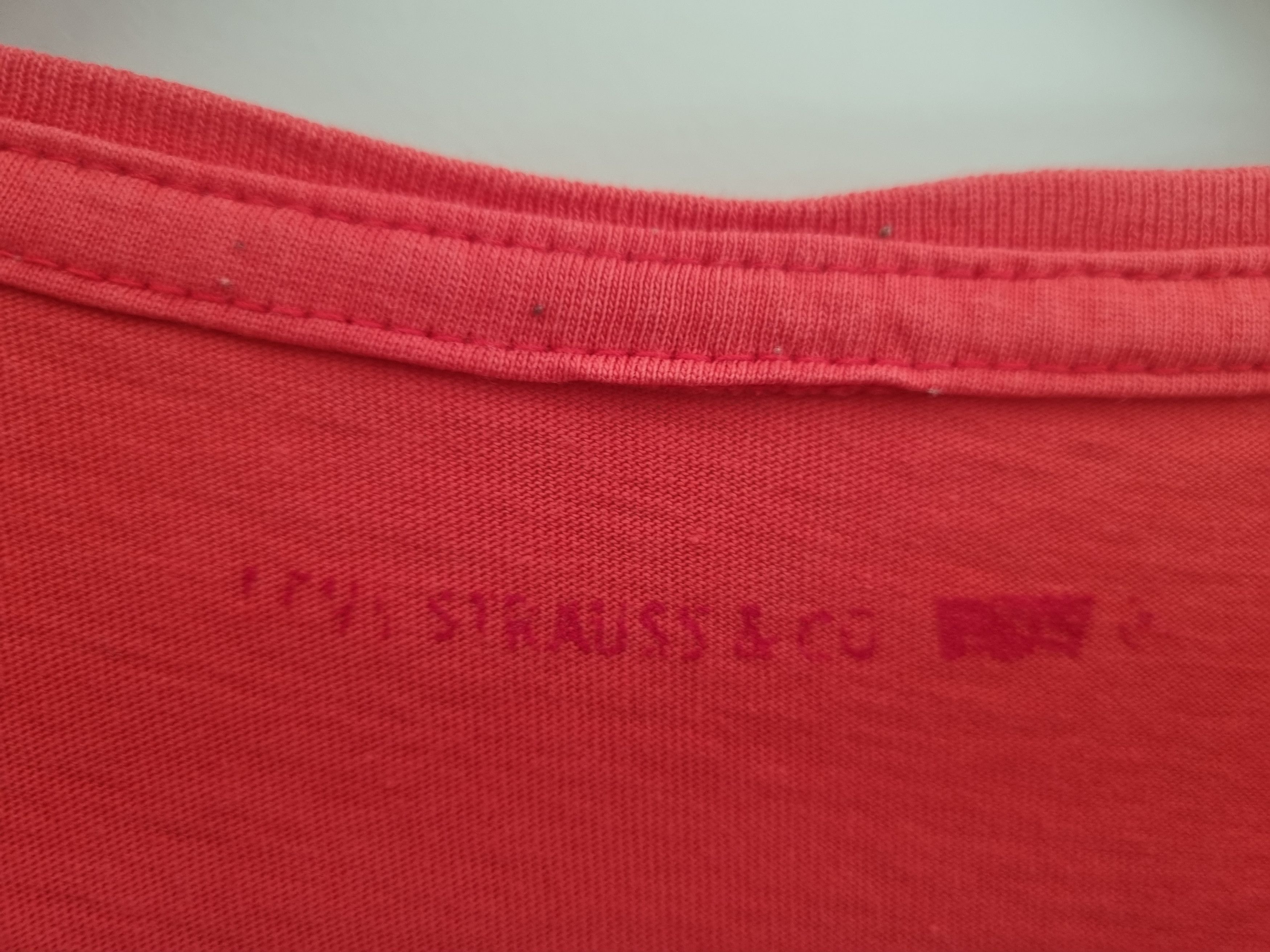 Levi's red paint striped t-shirt Size US L / EU 52-54 / 3 - 3 Thumbnail