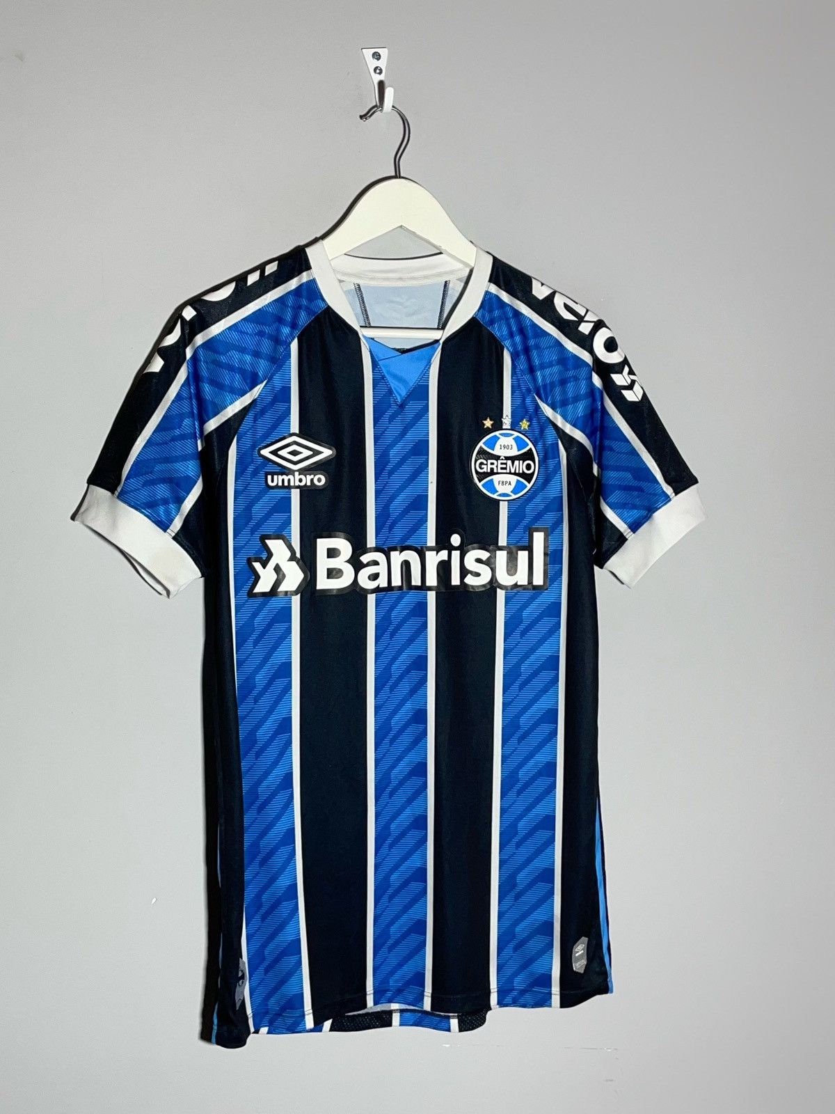 Umbro Gremio Umbro 2020 Home Y2k Streetwear Football Shirt Size US S / EU 44-46 / 1 - 2 Thumbnail