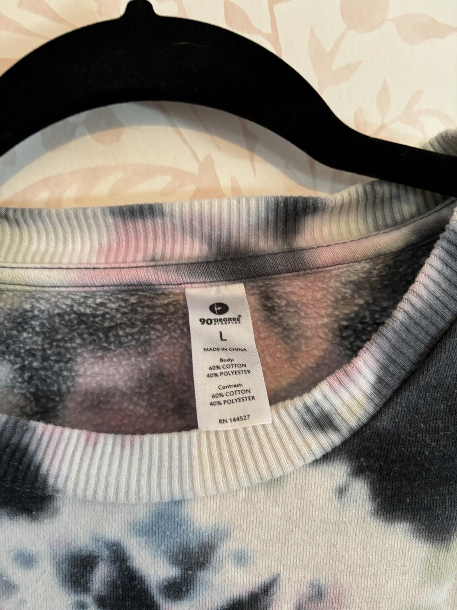 Designer EUC Nordstrom Trendy Tie-Dye Crew Neck Sweatshirt - Size L Size L / US 10 / IT 46 - 2 Thumbnail