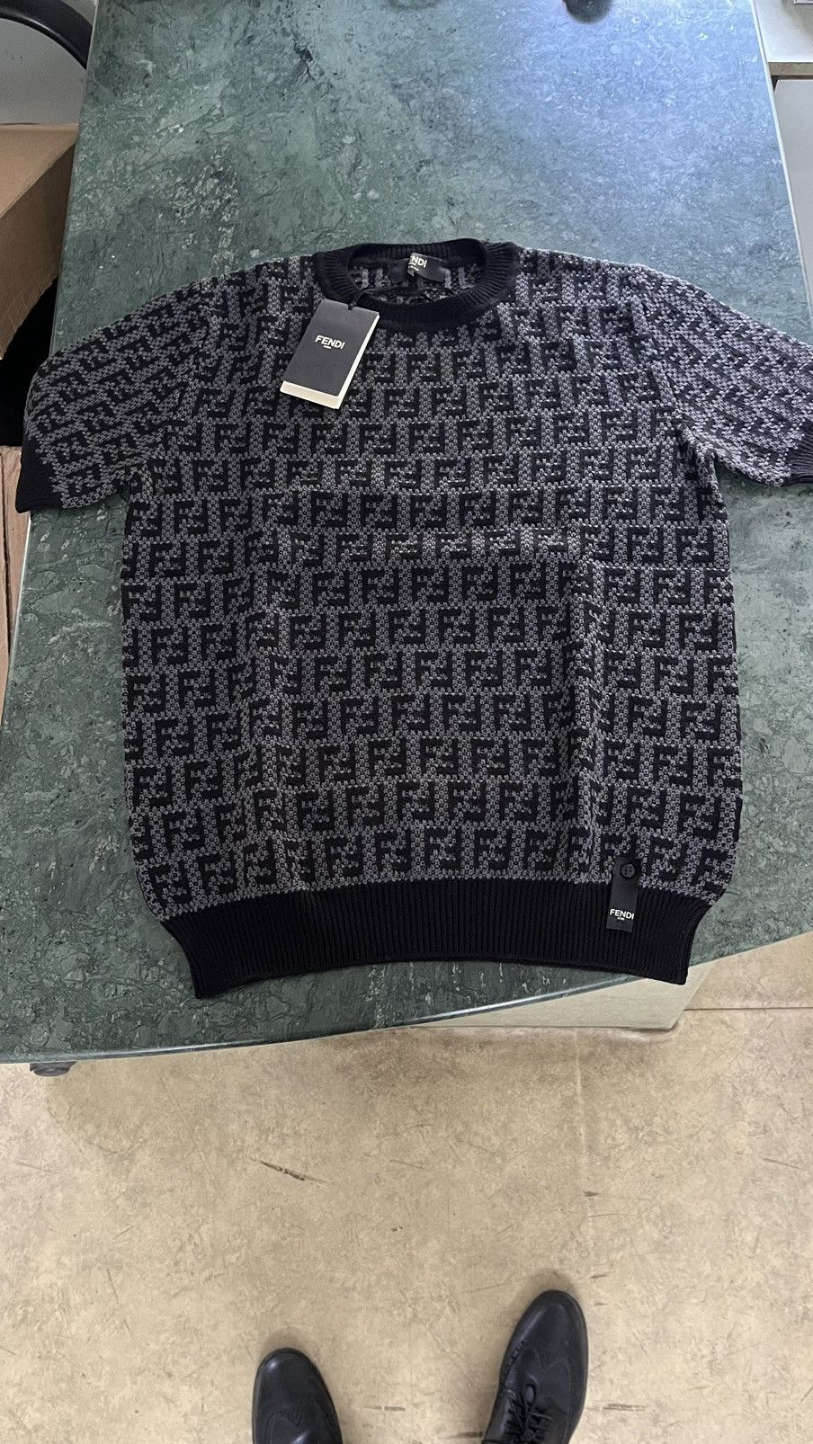 Fendi Fendi T-shirt jumper sweater tshirt FF logo NWT Size US S / EU 44-46 / 1 - 4 Thumbnail