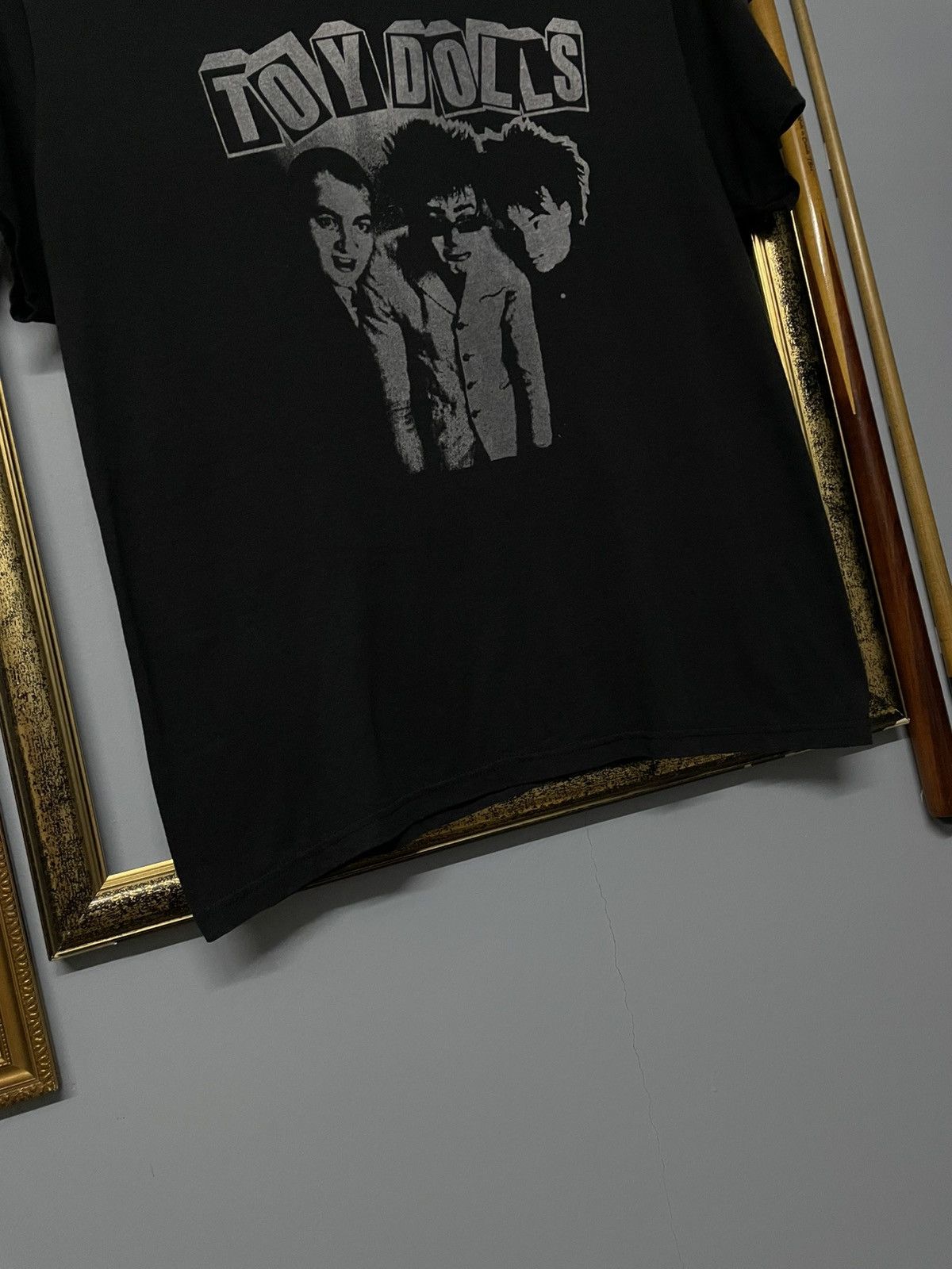 Band Tees Vintage 90s Original Toy Dolls Punk Rock Band Iconic Tshirt Size US L / EU 52-54 / 3 - 6 Thumbnail
