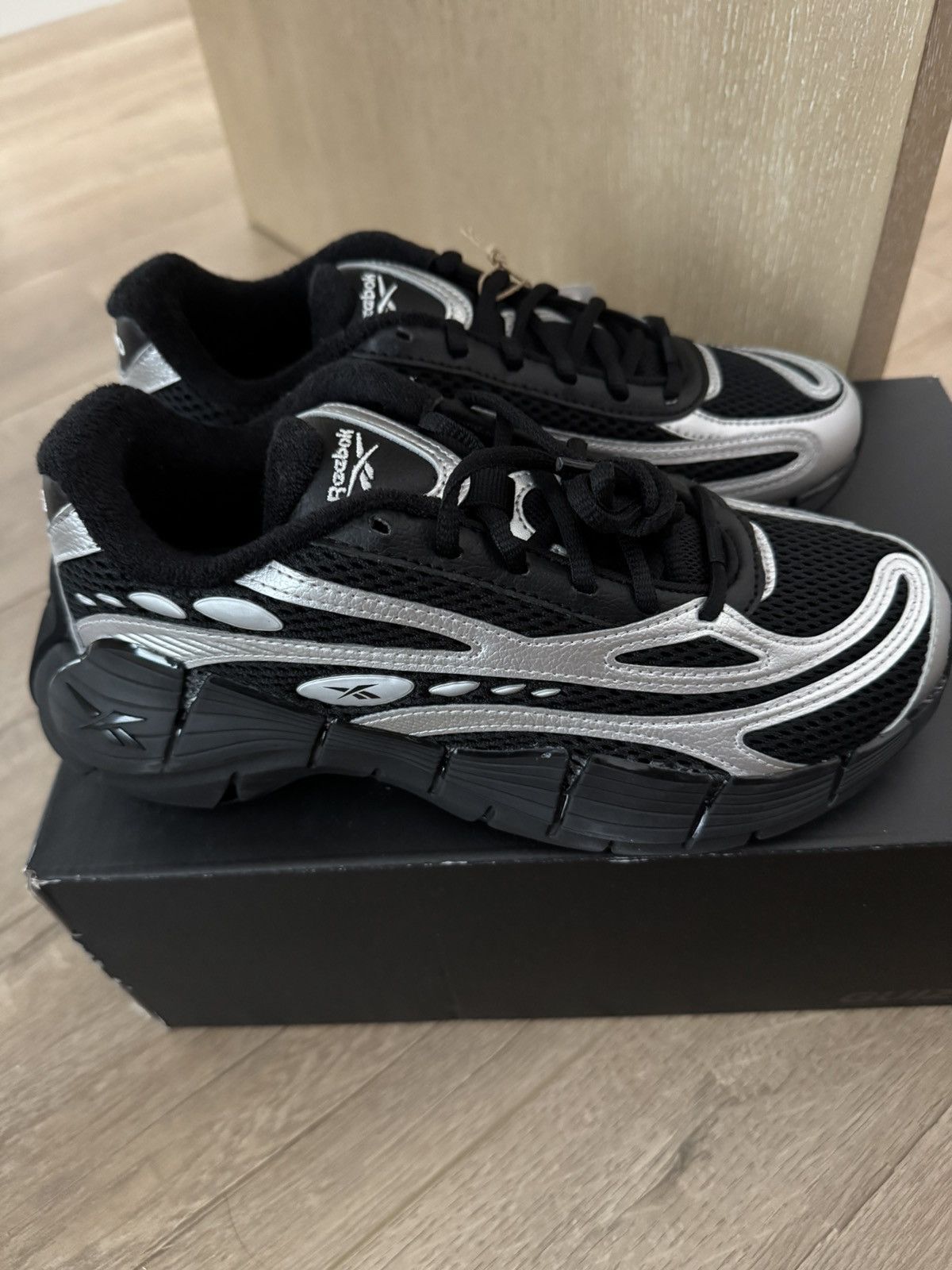 Guizio Guizio X Reebok Zig Kinetica 2.5 Size US 5.5 / IT 35.5 - 1 Thumbnail
