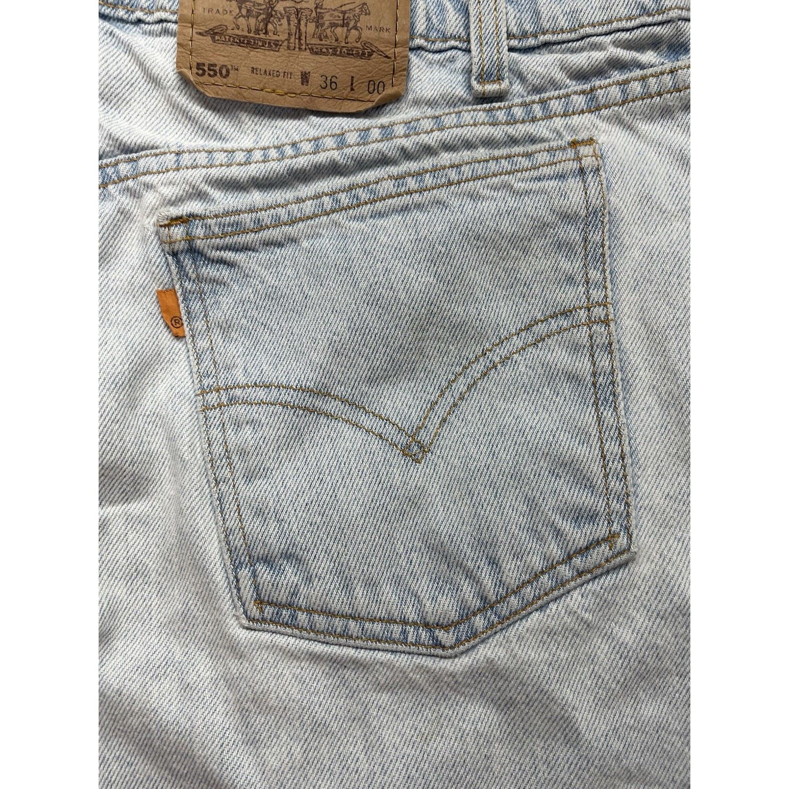 Levi's VTG 90s Levi's 550 Relaxed Fit Light Wash Orange Tab Denim S Size US 36 / EU 52 - 4 Thumbnail
