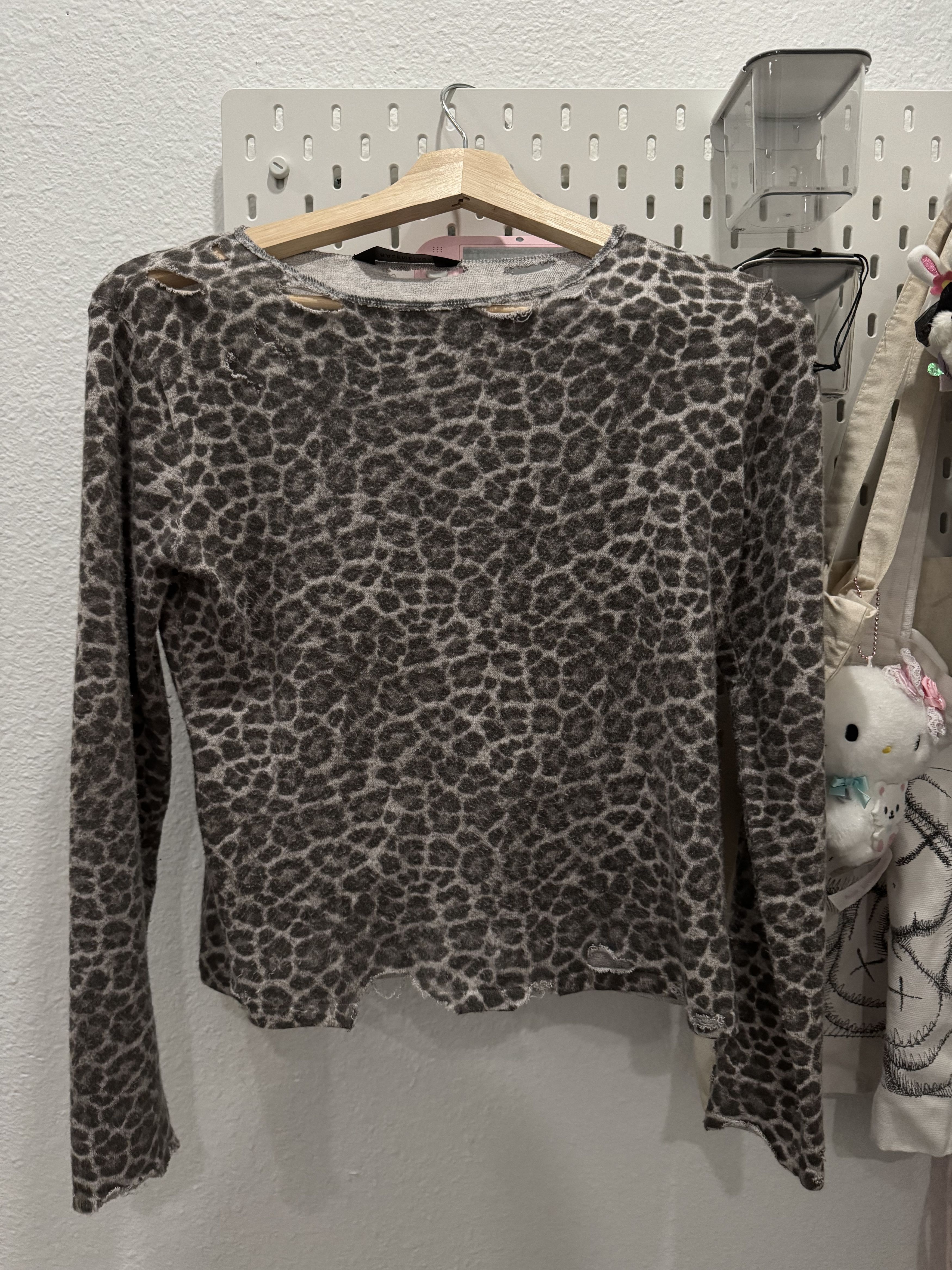 Balenciaga balenciaga distressed leopard top Size XS / US 0-2 / IT 36-38 - 1 Thumbnail