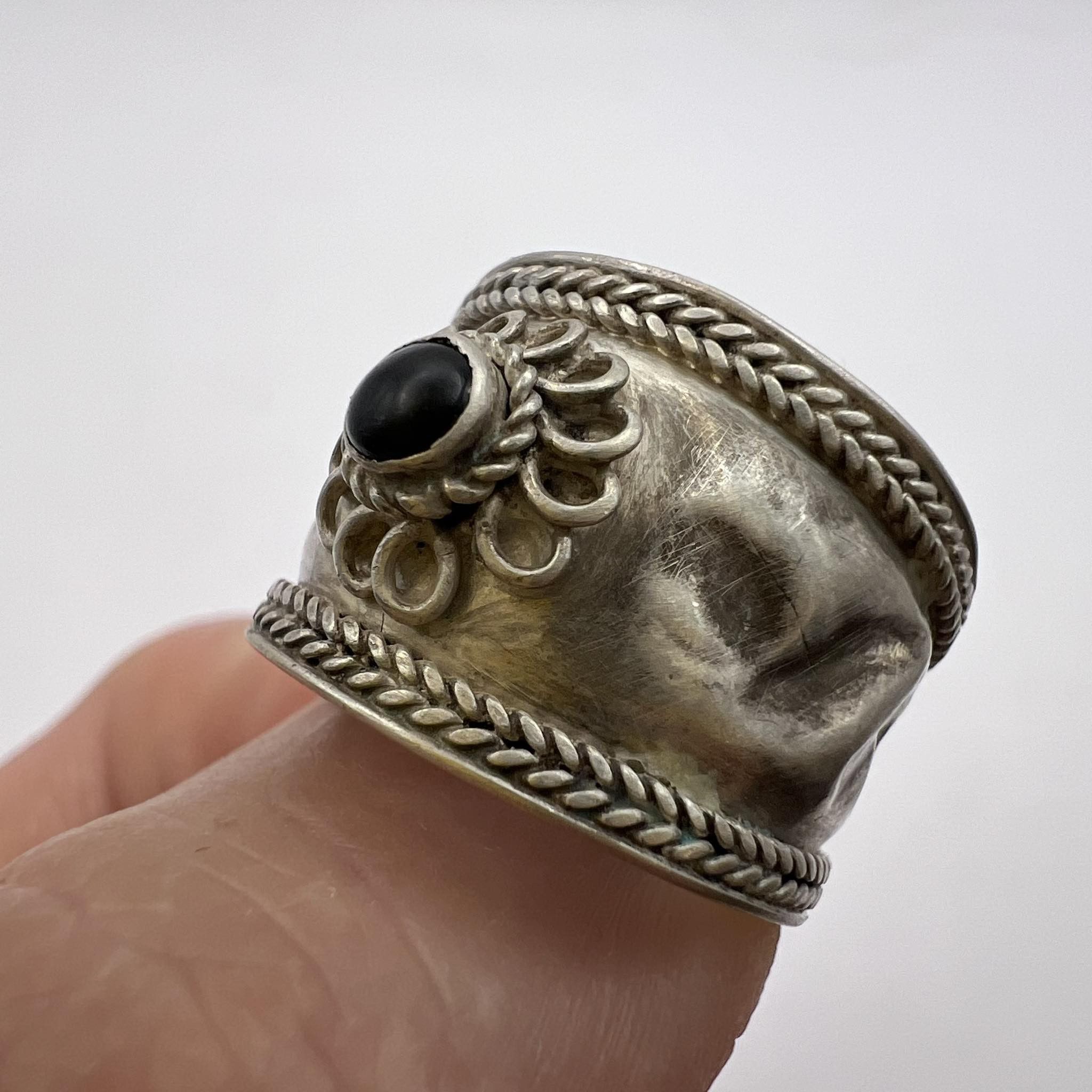 Vintage Vintage Sterling Silver 92 Jewelry Ring Signed Size 8.5 Size ONE SIZE - 2 Thumbnail
