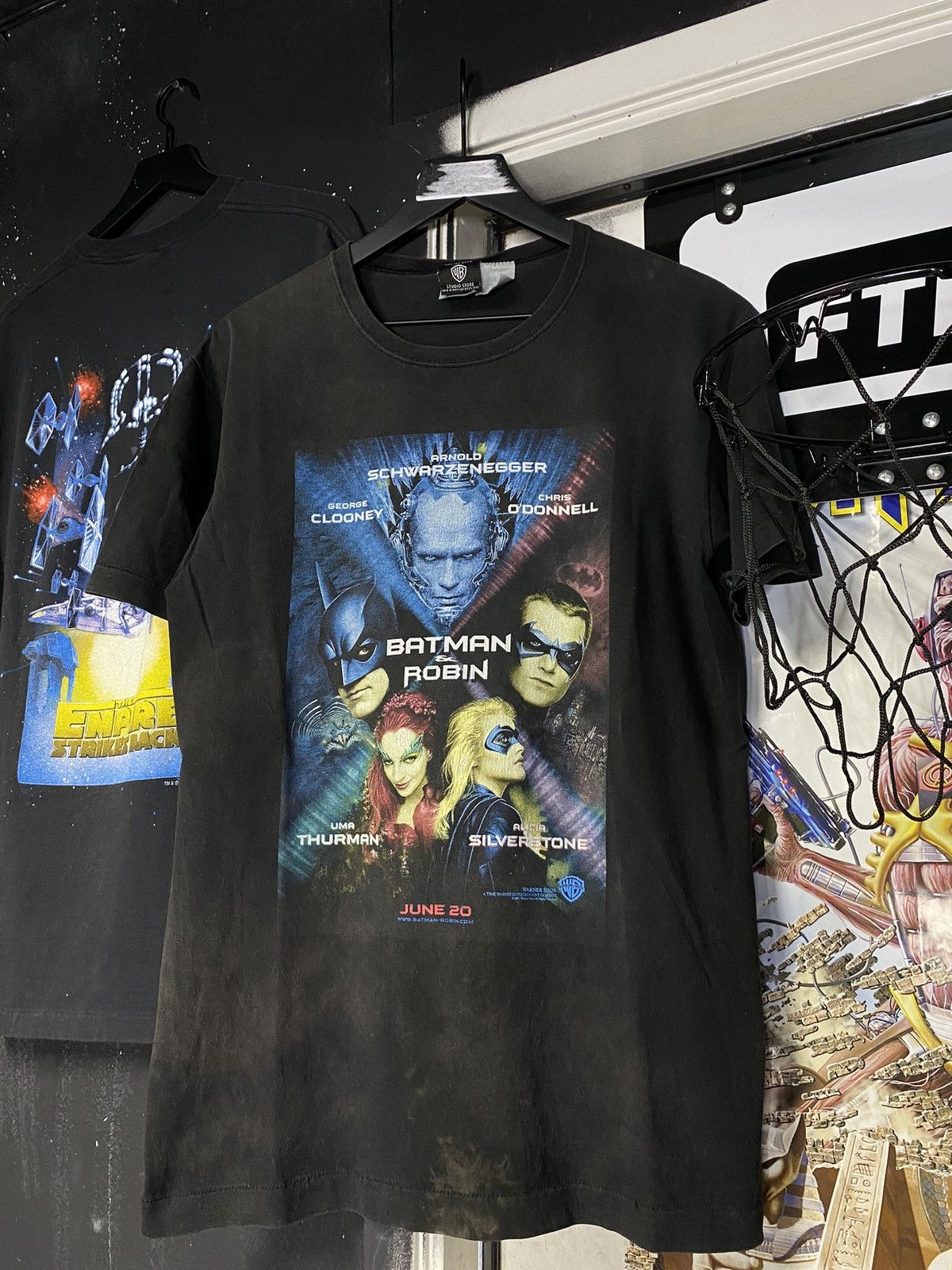 DC Comics × Vintage Vintage 90’s Batman and Robin Movie Tee Shirt Large Size US L / EU 52-54 / 3 - 1 Thumbnail