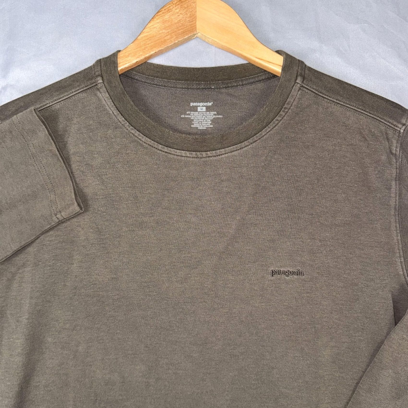 Patagonia Patagonia Shirt Mens Medium Green Long Sleeve Tagless Logo Crewneck Tee Top Size US M / EU 48-50 / 2 - 4 Thumbnail