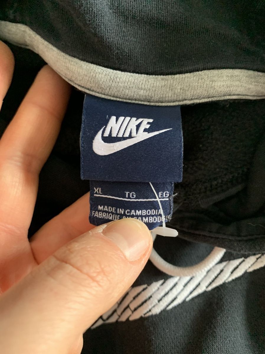Nike Vintage Nike Big Swoosh Logo Hoodie Size US XL / EU 56 / 4 - 10 Thumbnail