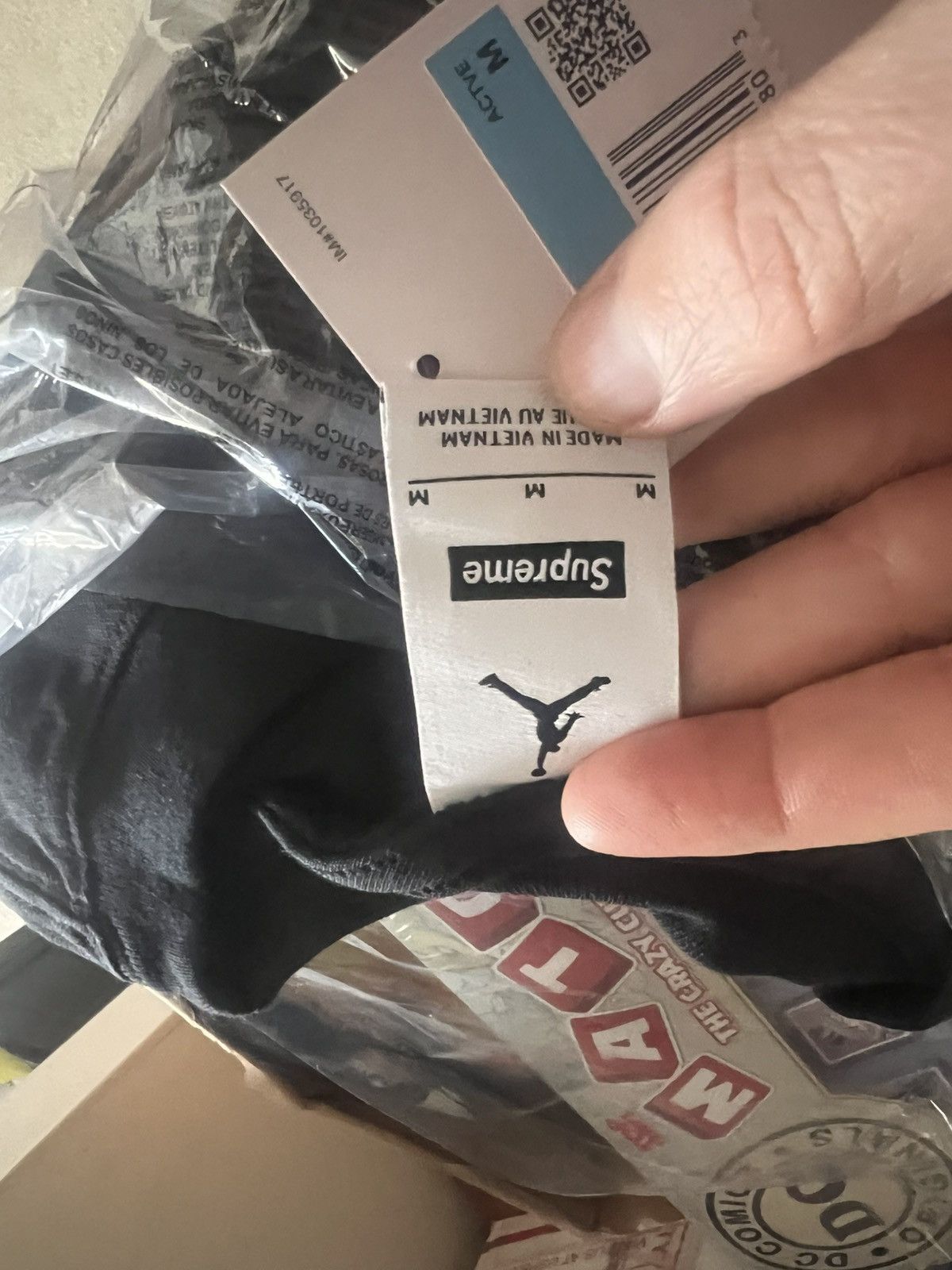 Nike × Supreme Supreme x Jordan Notorious BIG Biggie tee black medium Size US M / EU 48-50 / 2 - 5 Thumbnail