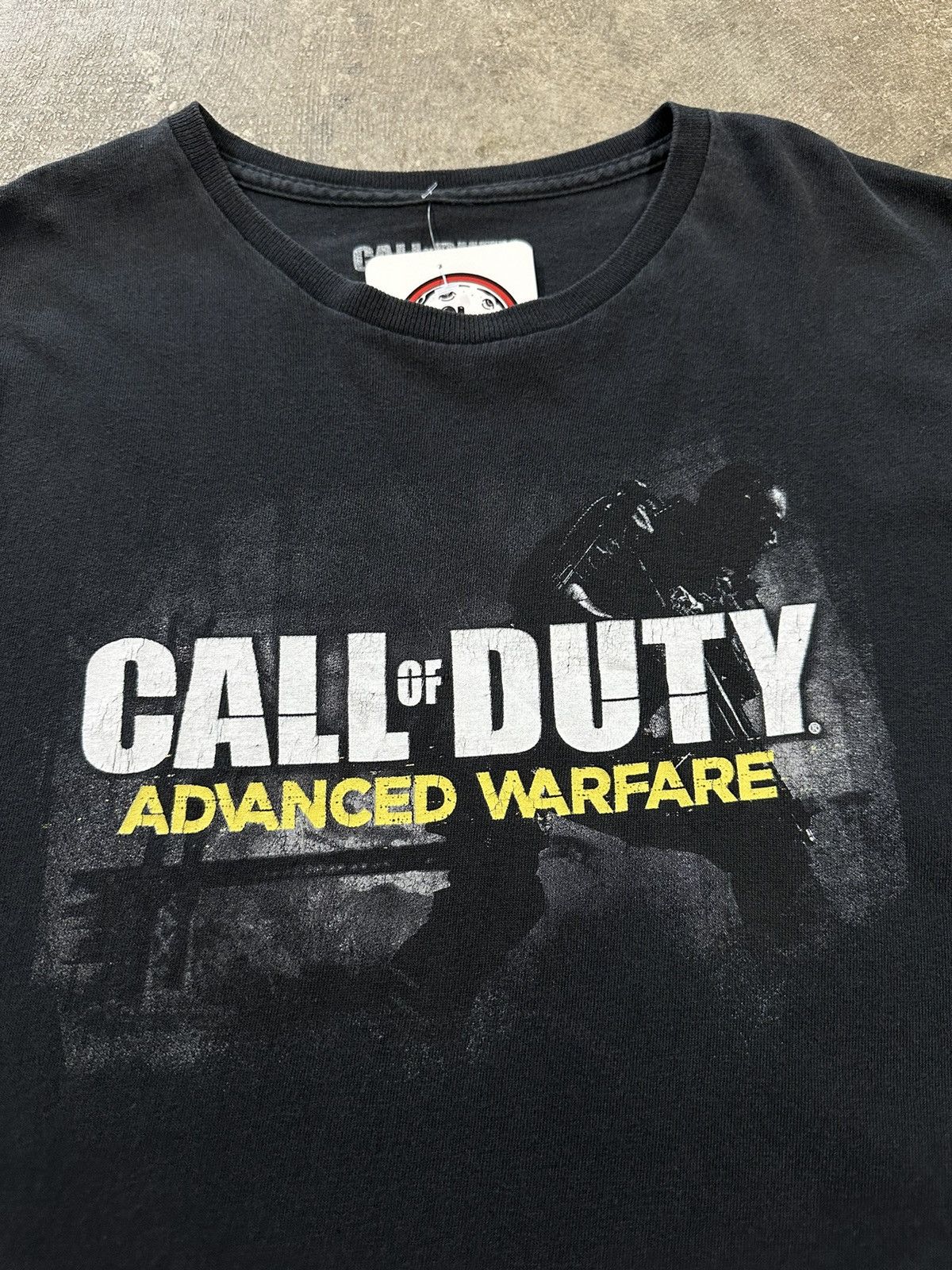Vintage Call Of Duty Advanced Warfare Video Game Promo T-Shirt Size US XL / EU 56 / 4 - 4 Thumbnail