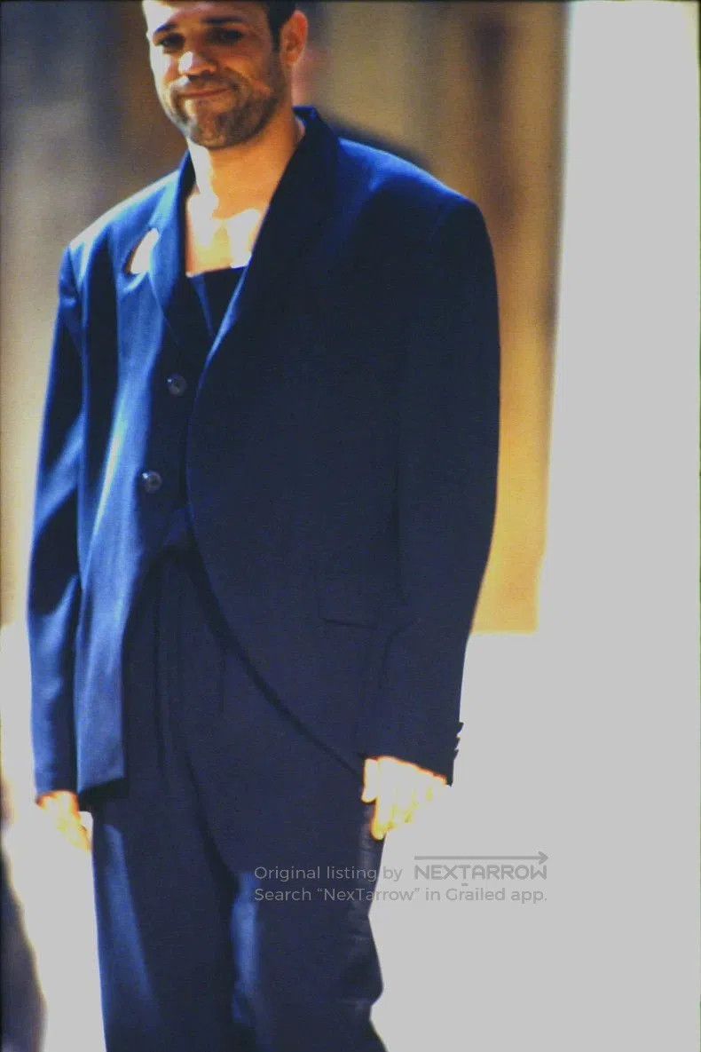Yohji Yamamoto Yohji Yamamoto 92ss Triangle Cutout Blazer. Size US S / EU 44-46 / 1 - 3 Thumbnail